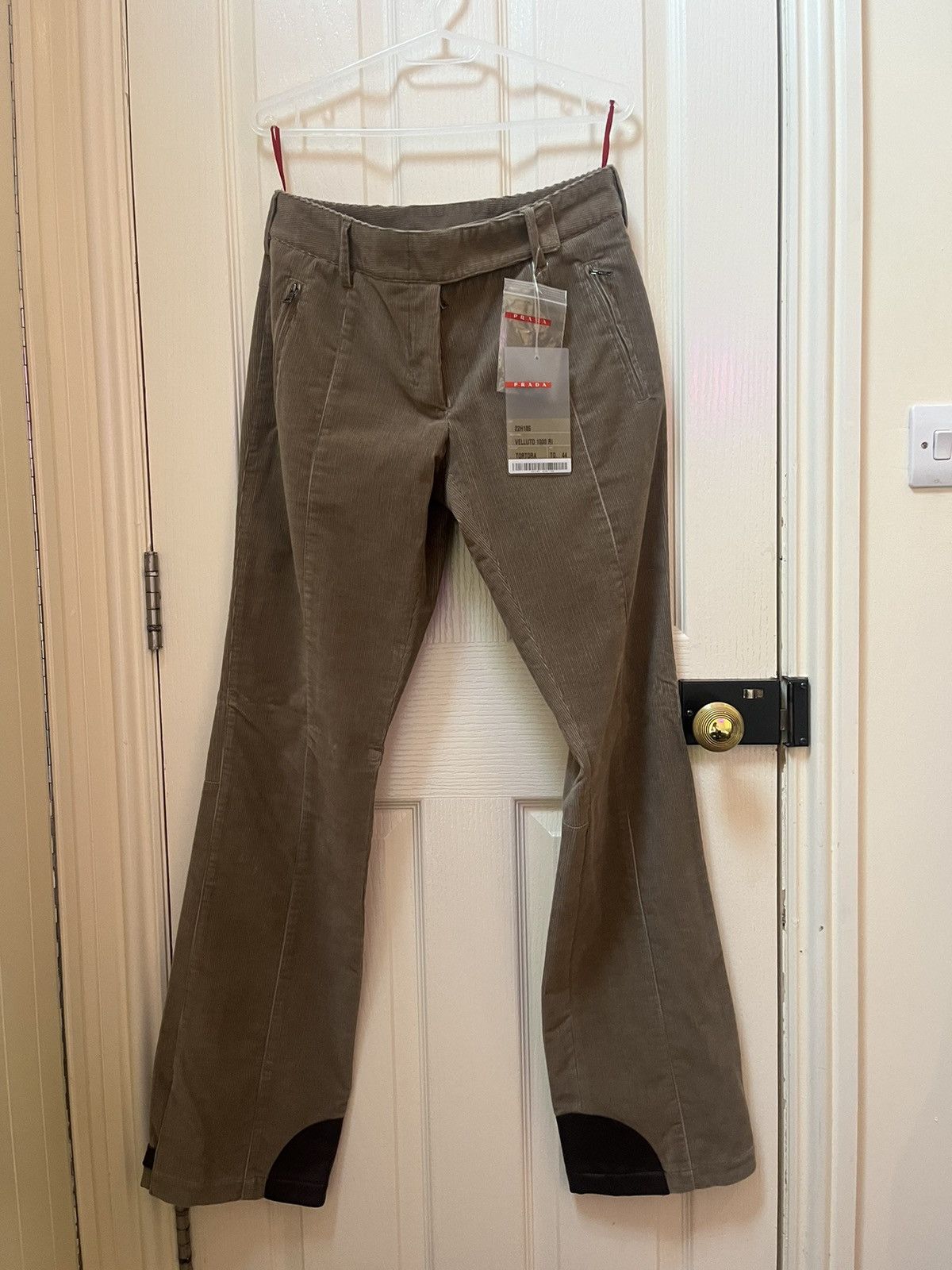 Prada Prada corduroy trousers Size 28" / US 6 / IT 42 - 7 Thumbnail