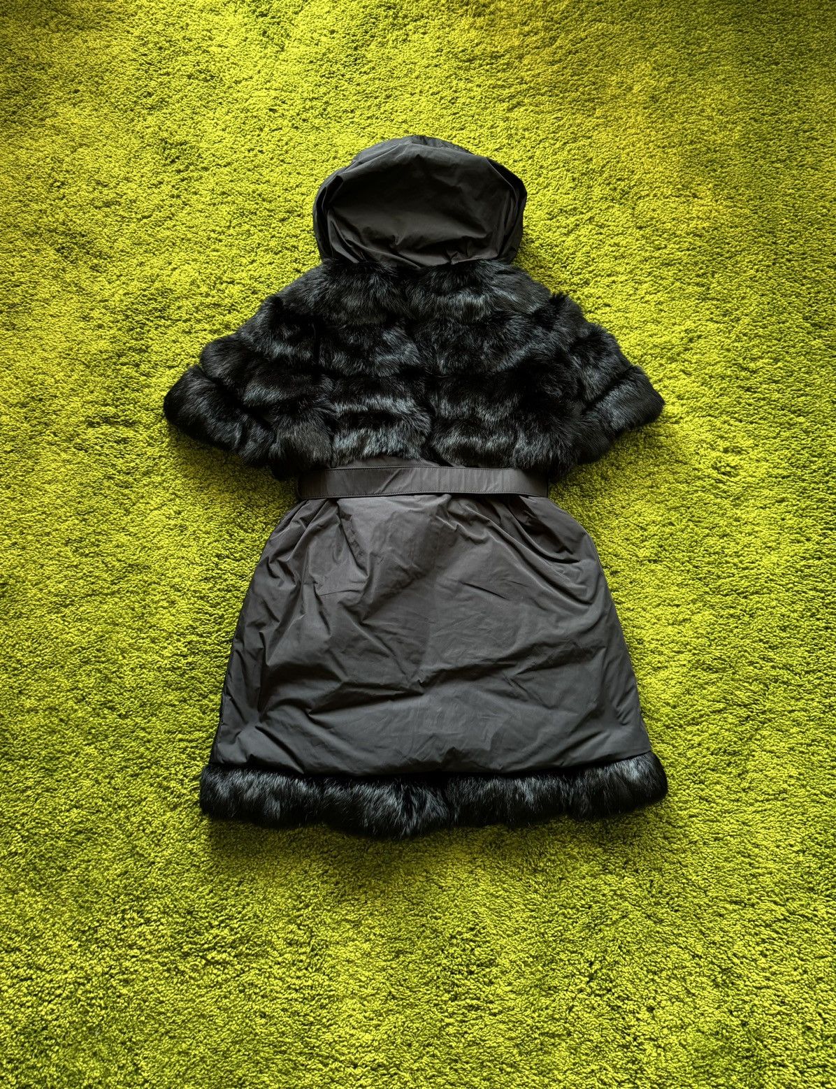 Ermanno Scervino Ermanno Scervino real fur cape coat jacket Size M / US 6-8 / IT 42-44 - 3 Thumbnail