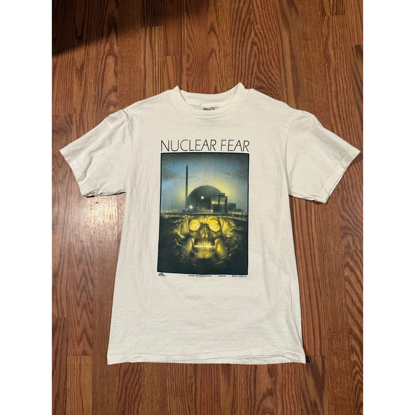 Other 90s Nuclear Fear Political Tee Size US M / EU 48-50 / 2 - 1 Thumbnail