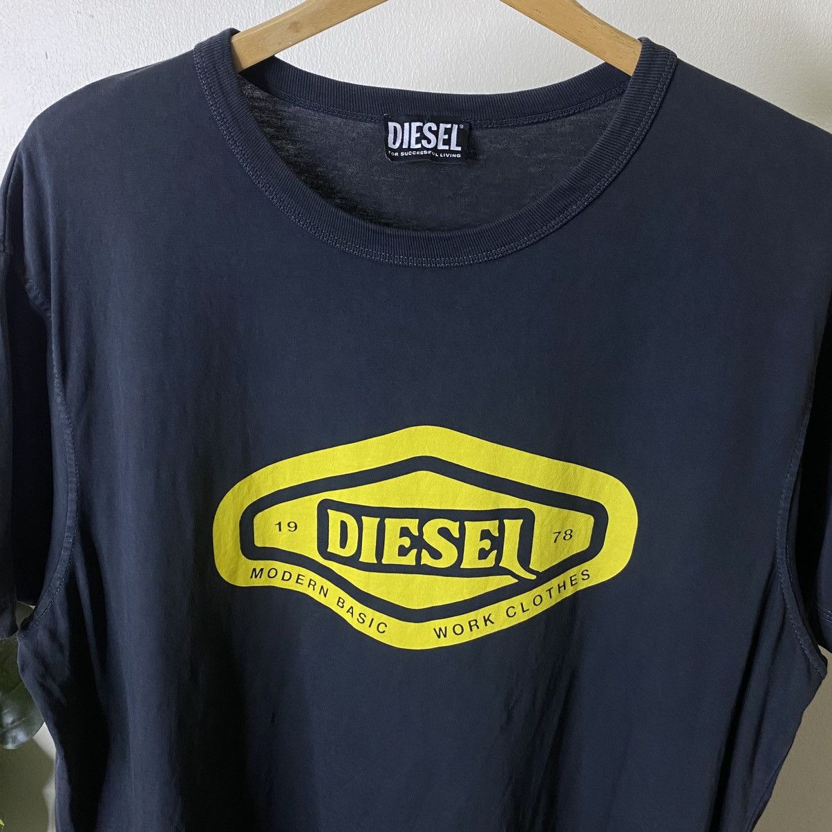 Diesel Vintage Y2K Diesel Tee Size US XL / EU 56 / 4 - 2 Thumbnail