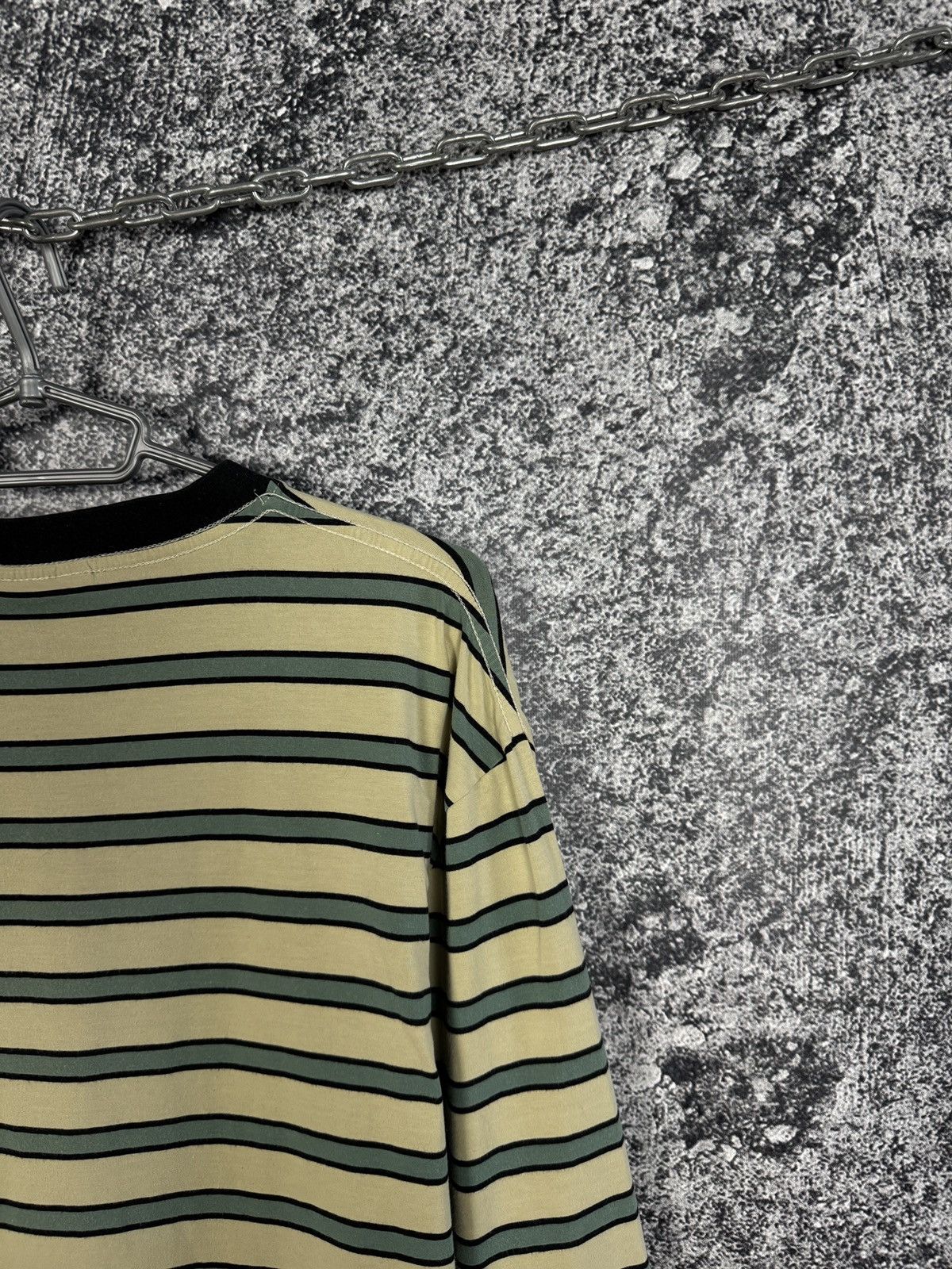 Pleasures Pleasures Striped Lightweight Sweatshirt Pullover Size L Size US L / EU 52-54 / 3 - 13 Thumbnail