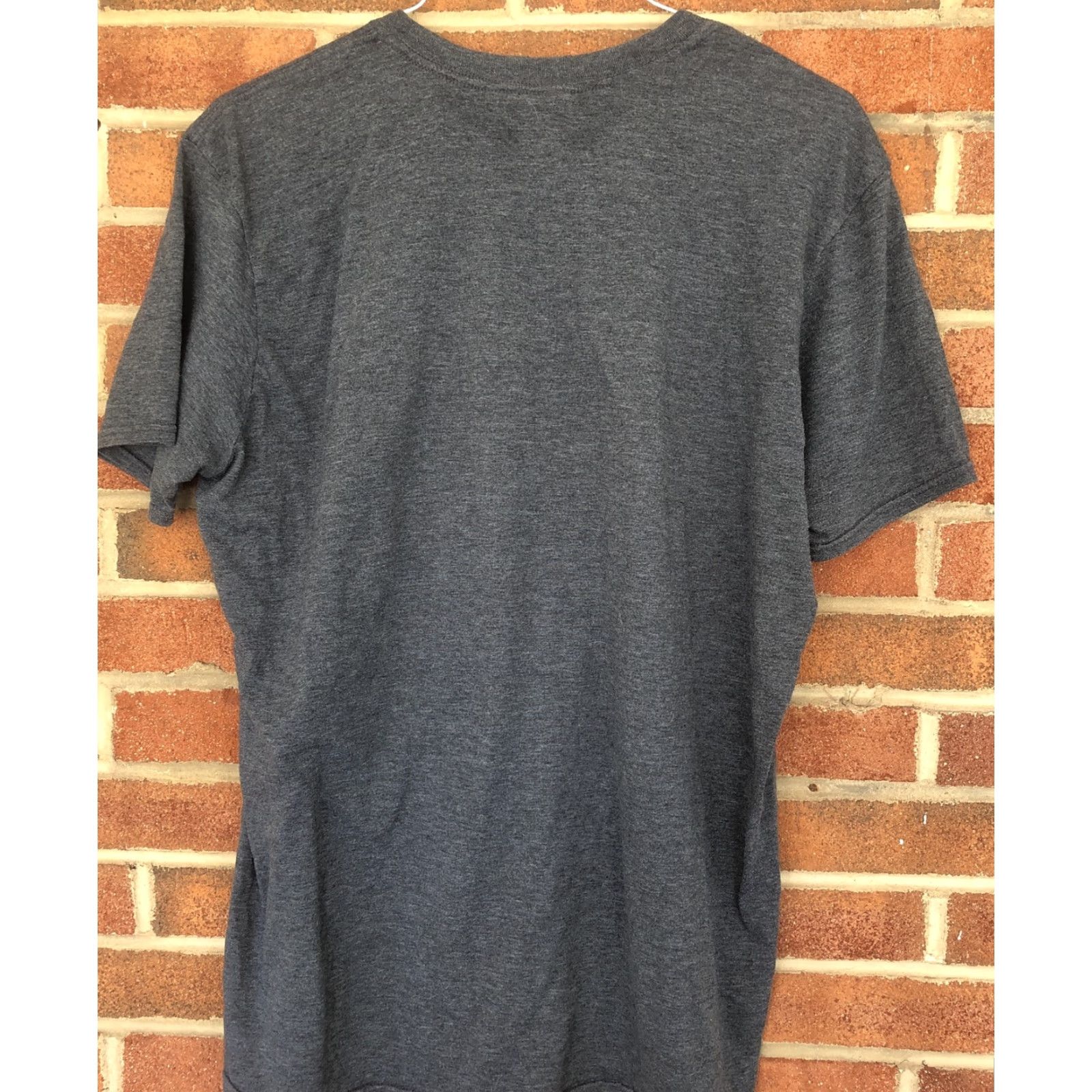 Gildan Chevy Trucks Logo T Shirt Mens XL Gray Short sleeve Chevrolet Logo Tee Size US XL / EU 56 / 4 - 4 Thumbnail