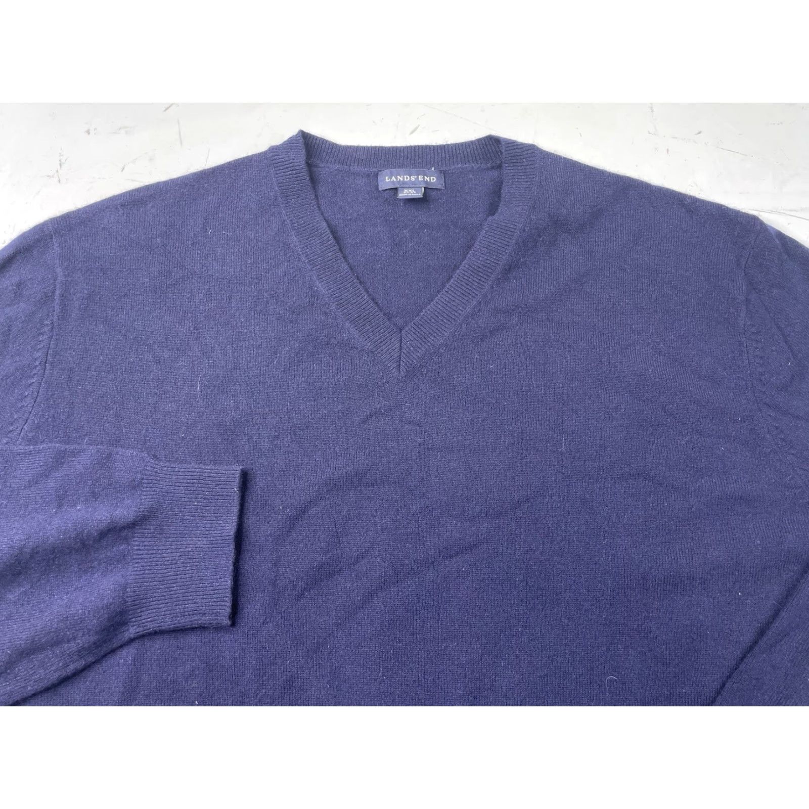 Lands' End Lands' End Sweater Pullover 100% Cashmere Navy Blue V-Neck Men 2XL Regular Long Sleeve Knit Size US XXL / EU 58 / 5 - 2 Thumbnail