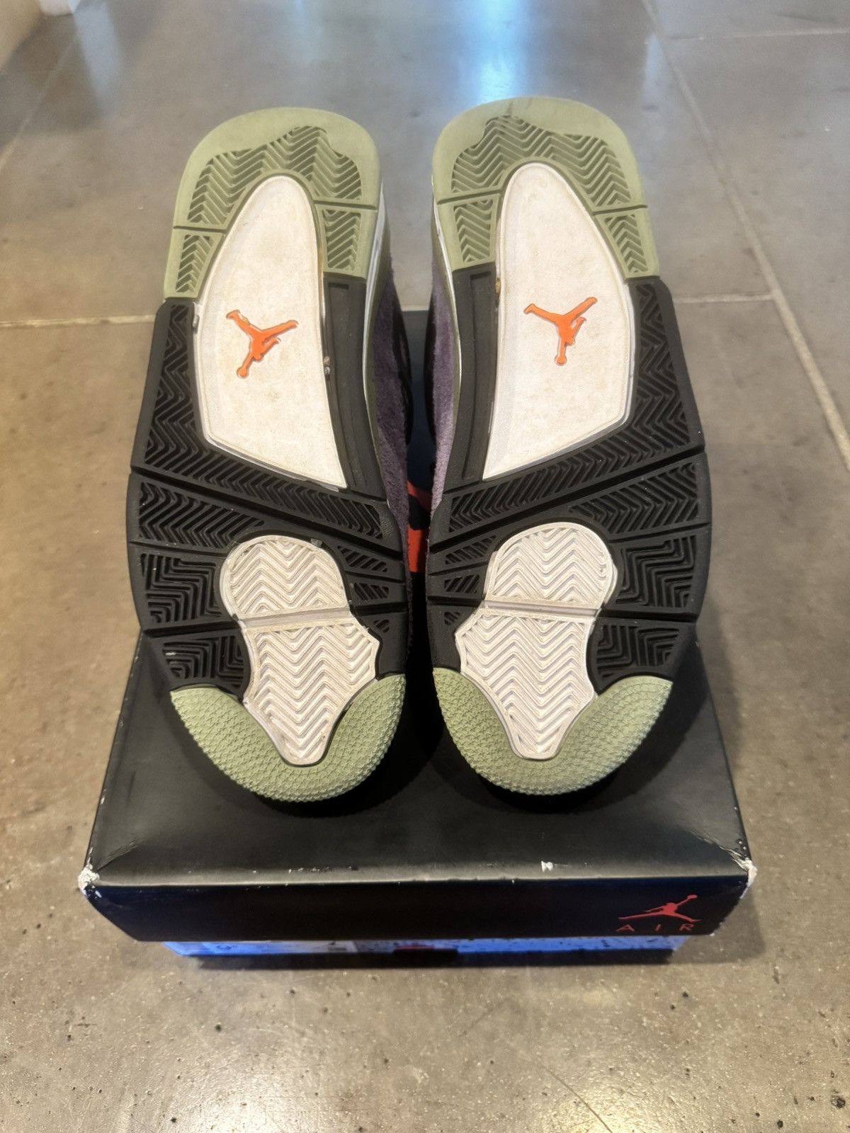 Jordan Brand Air Jordan Retro 4 “Purple Canyon” Size US 8 / EU 41 - 6 Thumbnail