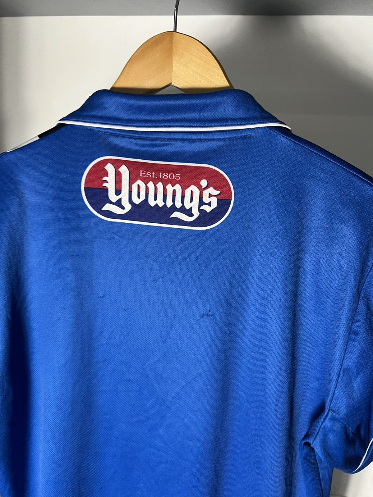 Errea VINTAGE ERREA GRIMSBY TOWN ENGLAND RETRO SOCCER JERSEY 90s Size US M / EU 48-50 / 2 - 13 Thumbnail