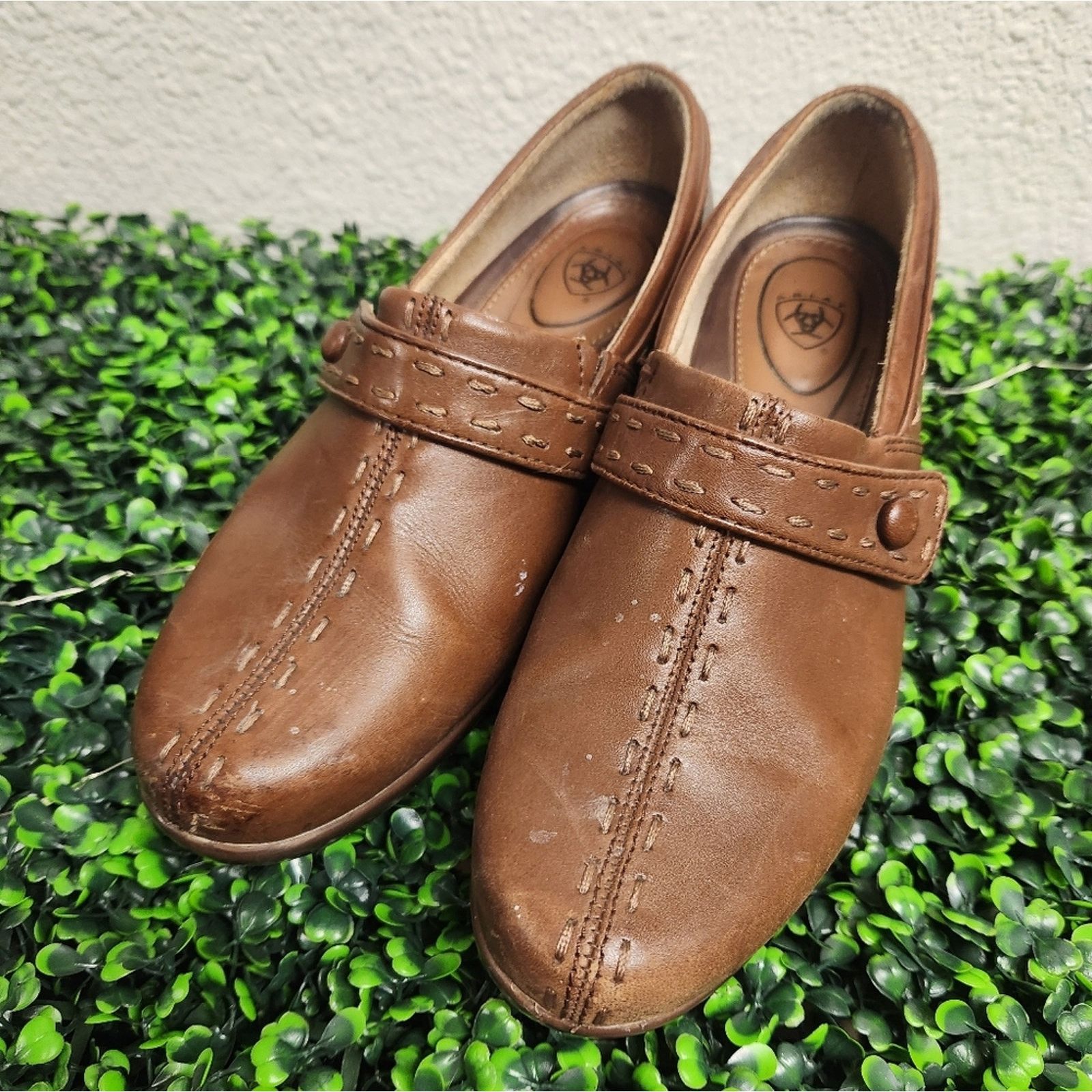 Ariat Ariat‎ Women’s Chestnut Leather slip on clog shoe in size 8B Size US 8 / IT 38 - 1 Thumbnail