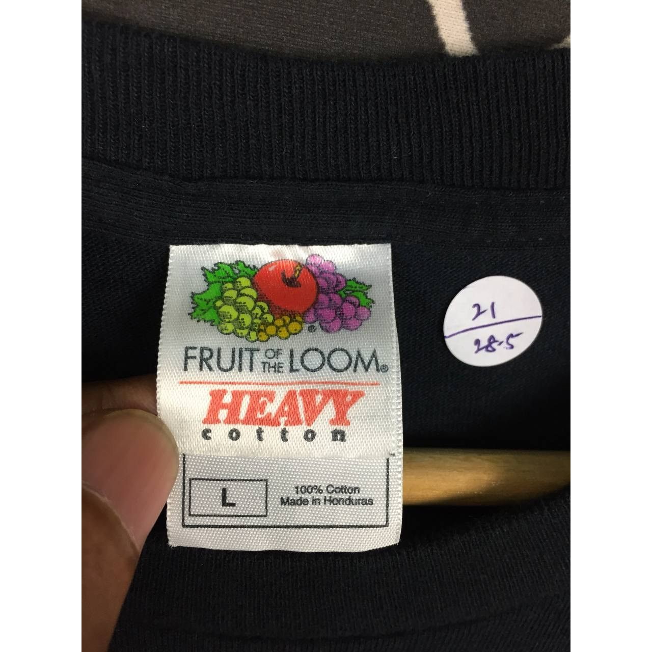 Fruit Of The Loom × Vintage Vtg Y2K NYC New York City Embroidered Logo Souvenir Tee Size US L / EU 52-54 / 3 - 6 Thumbnail