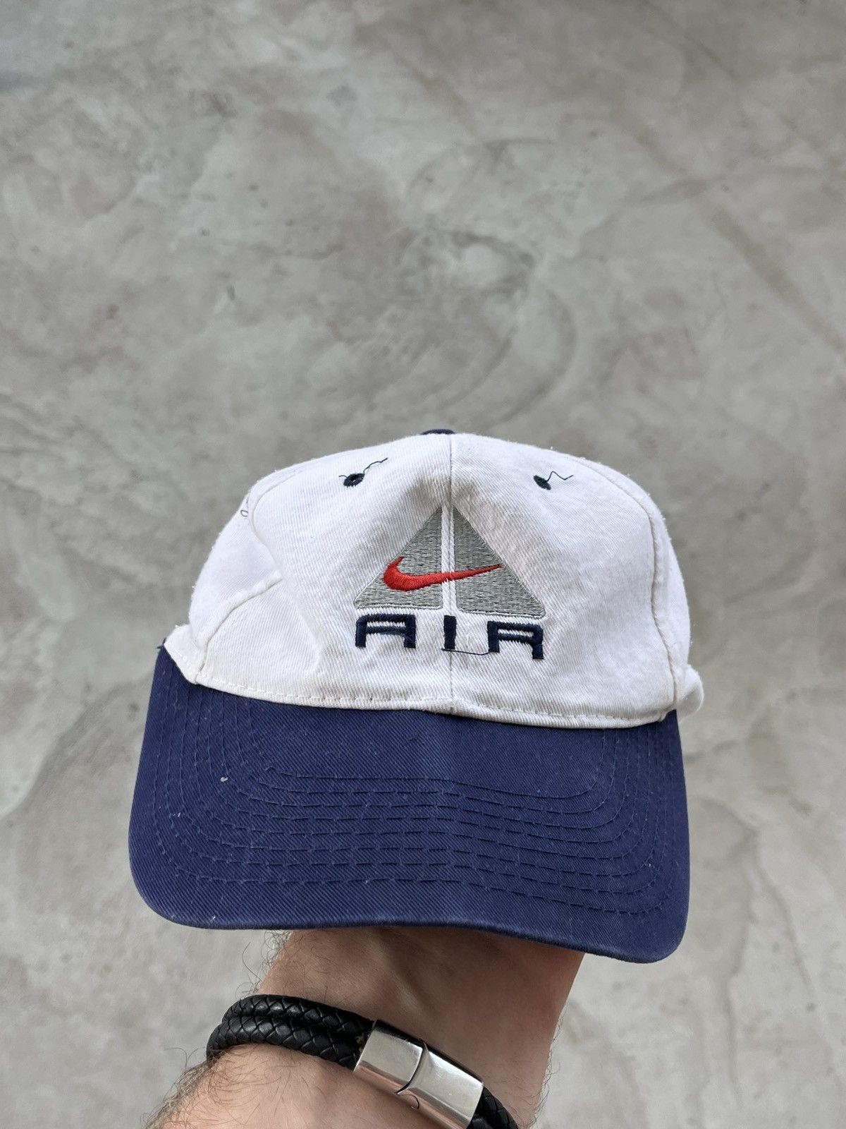 Nike Vintage Nike Cap White Large Logo Rare Y2K Classic sk8 Size ONE SIZE - 1 Thumbnail