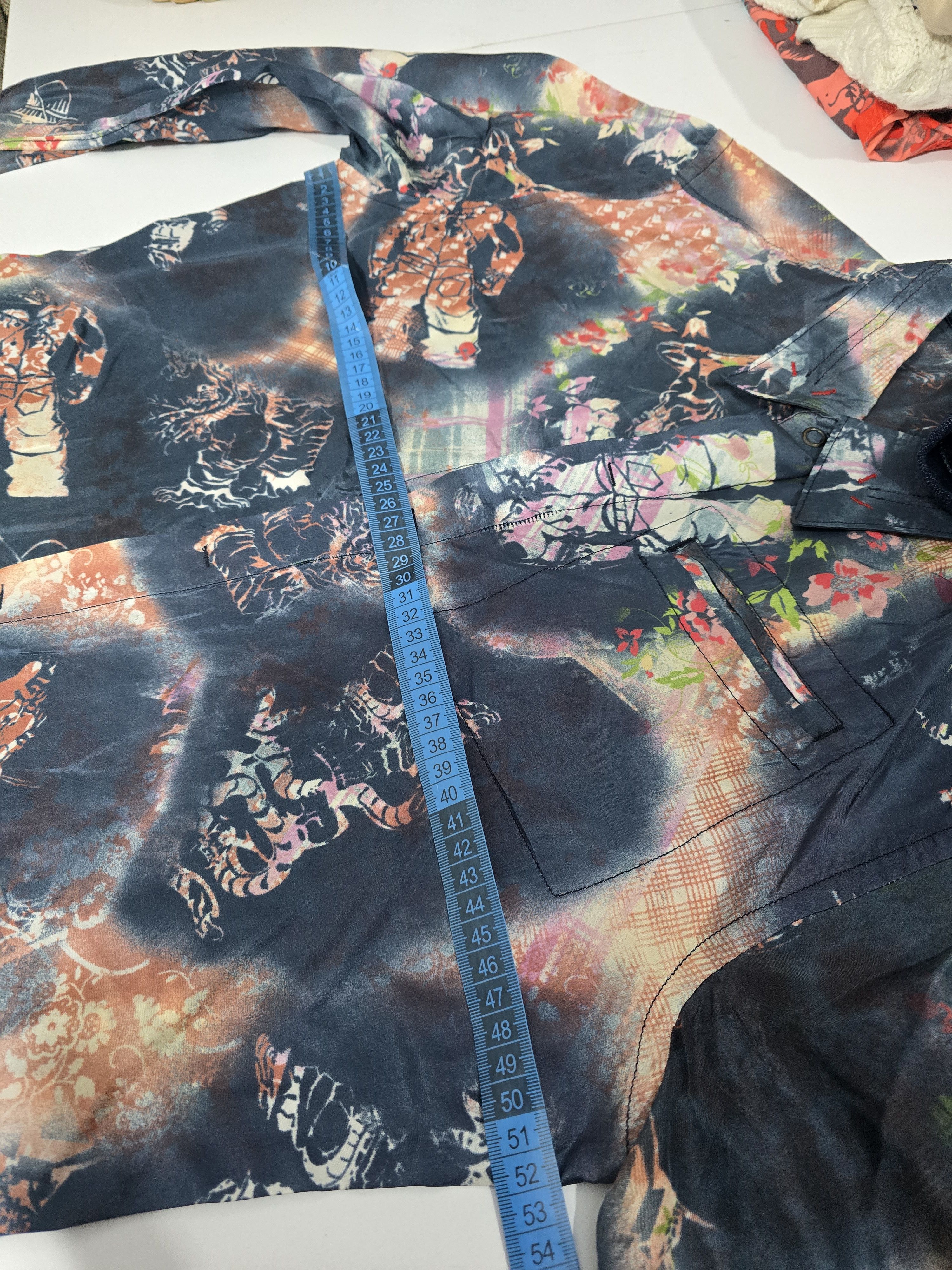 Marithe + Francois Girbaud MARITHE FRANCOIS GIRBAUD Navy Multicolored. 90' 100% silk Size US M / EU 48-50 / 2 - 16 Thumbnail
