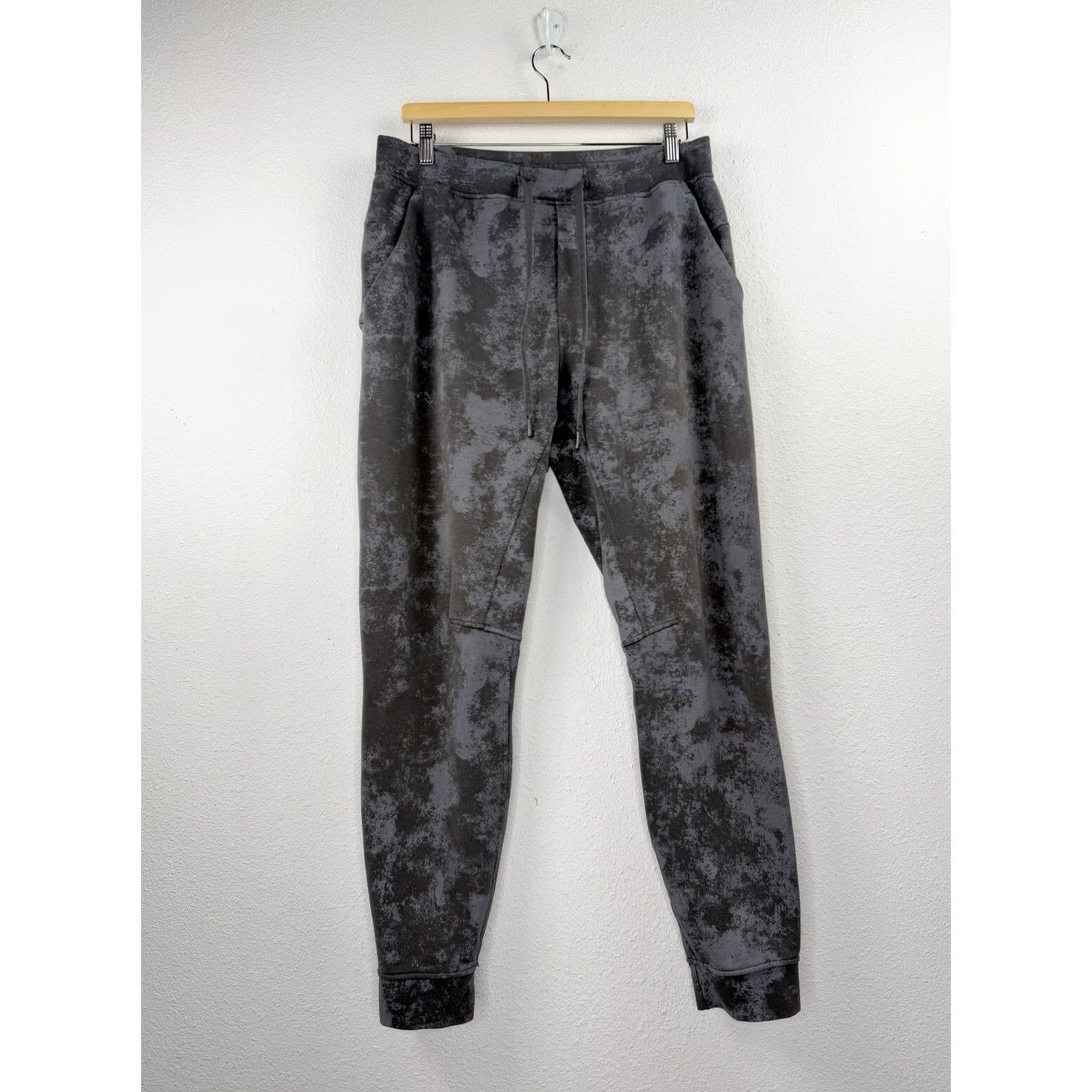 Lululemon Lululemon City Sweat Jogger Mens Large Gray Camo Athleisure Jogger Pants Size US 33 - 2 Thumbnail