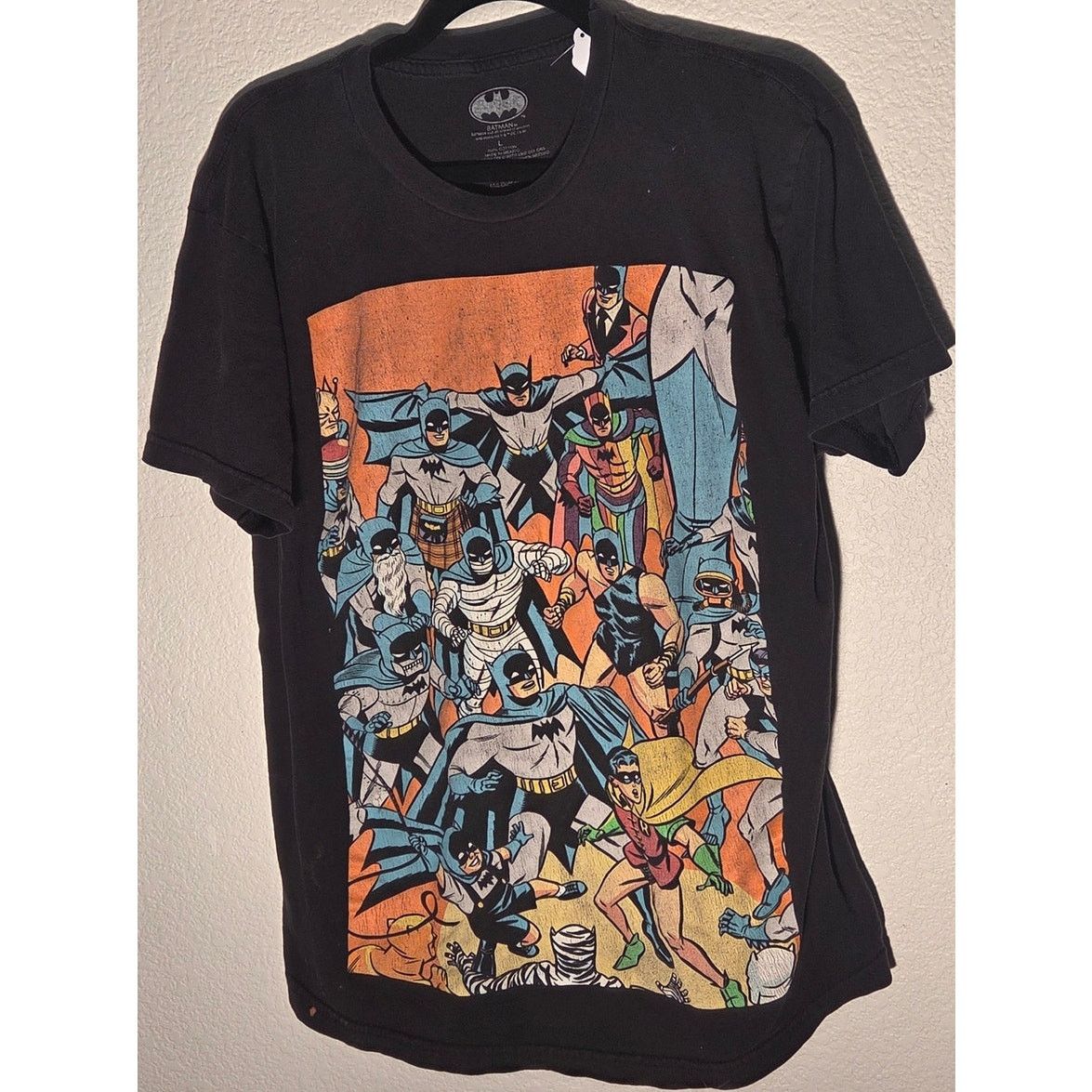 DC Comics Vintage Black Batman Evolution T-Shirt - Large Adult Size Size US L / EU 52-54 / 3 - 3 Thumbnail