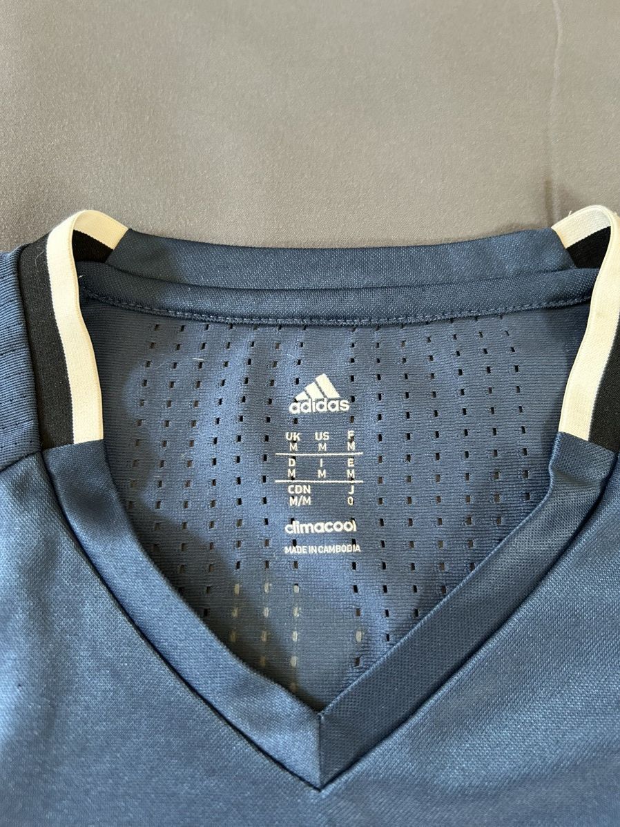 Adidas Adidas Manchester United Training Jersey 2016/17 Size US M / EU 48-50 / 2 - 3 Thumbnail