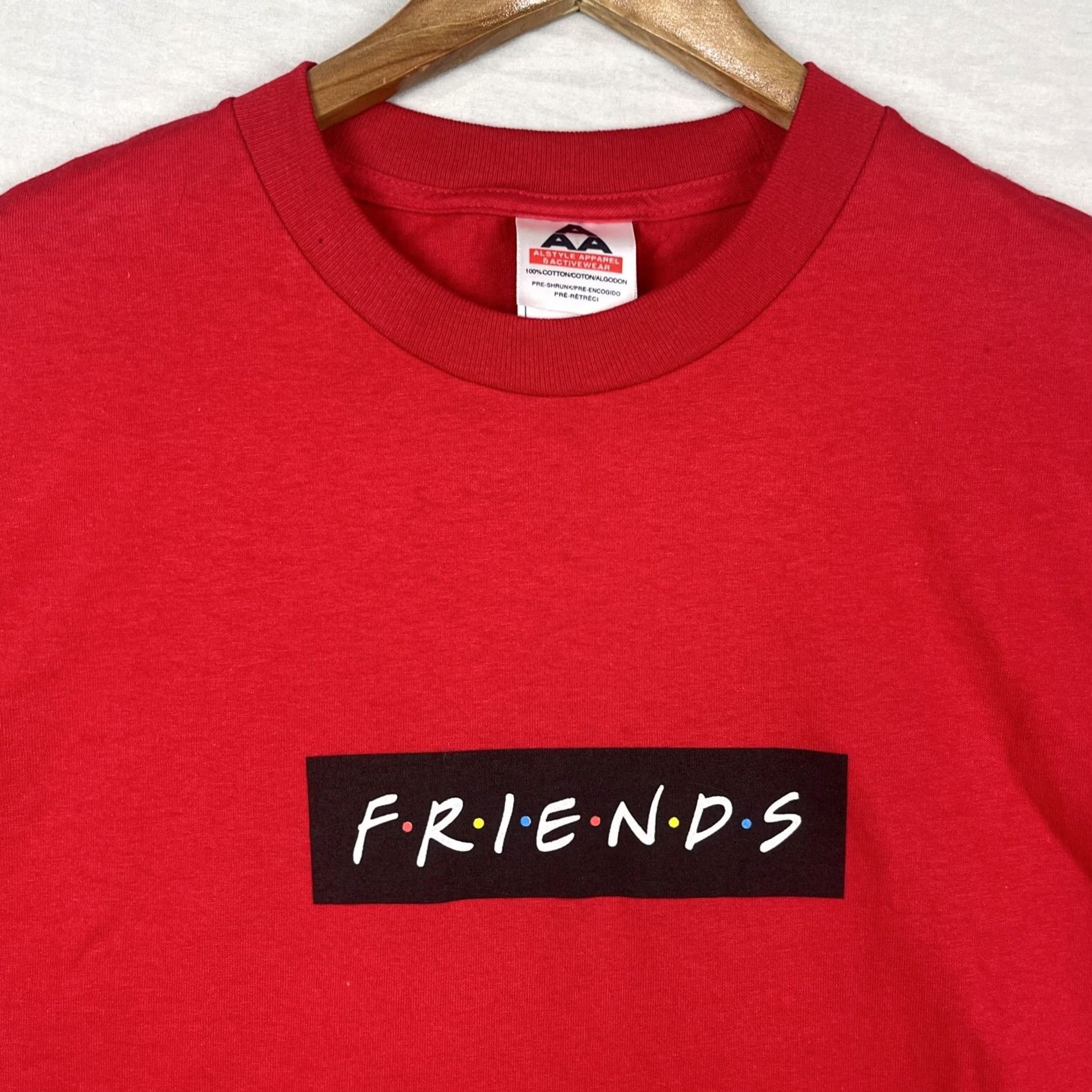 Logo 7 VINTAGE Friends Shirt Mens XL Red Tee Short Sleeve Sitcom Television Logo TV Shirt Size US XL / EU 56 / 4 - 2 Thumbnail