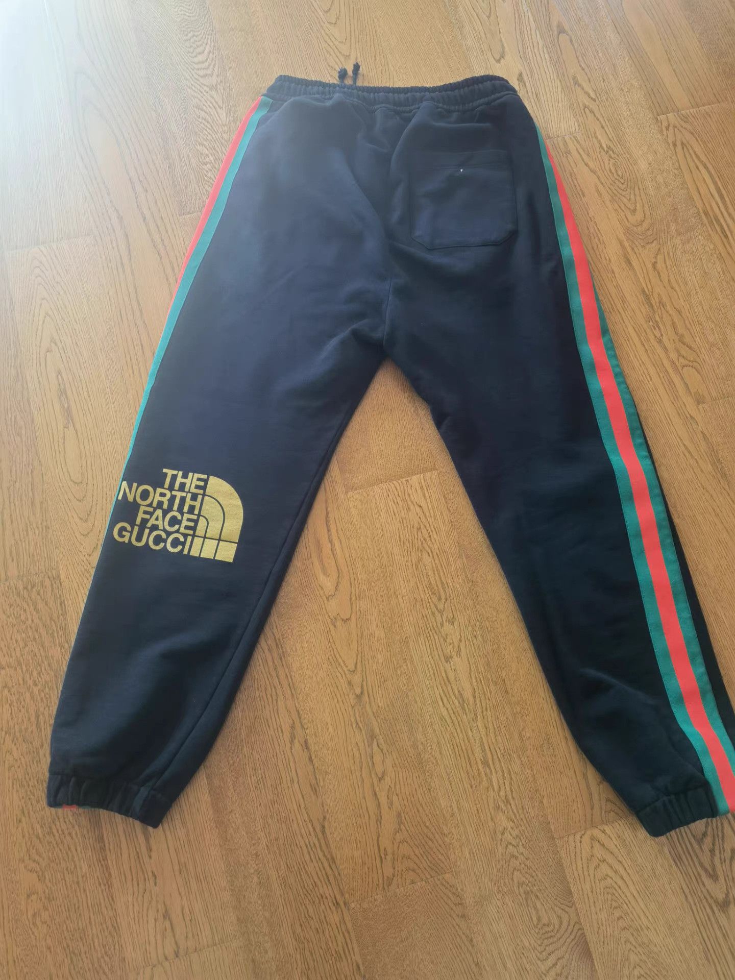 Gucci GUCCI x THE NORTH FACE Collaboration Sweatpants K17 Size US 31 - 2 Thumbnail