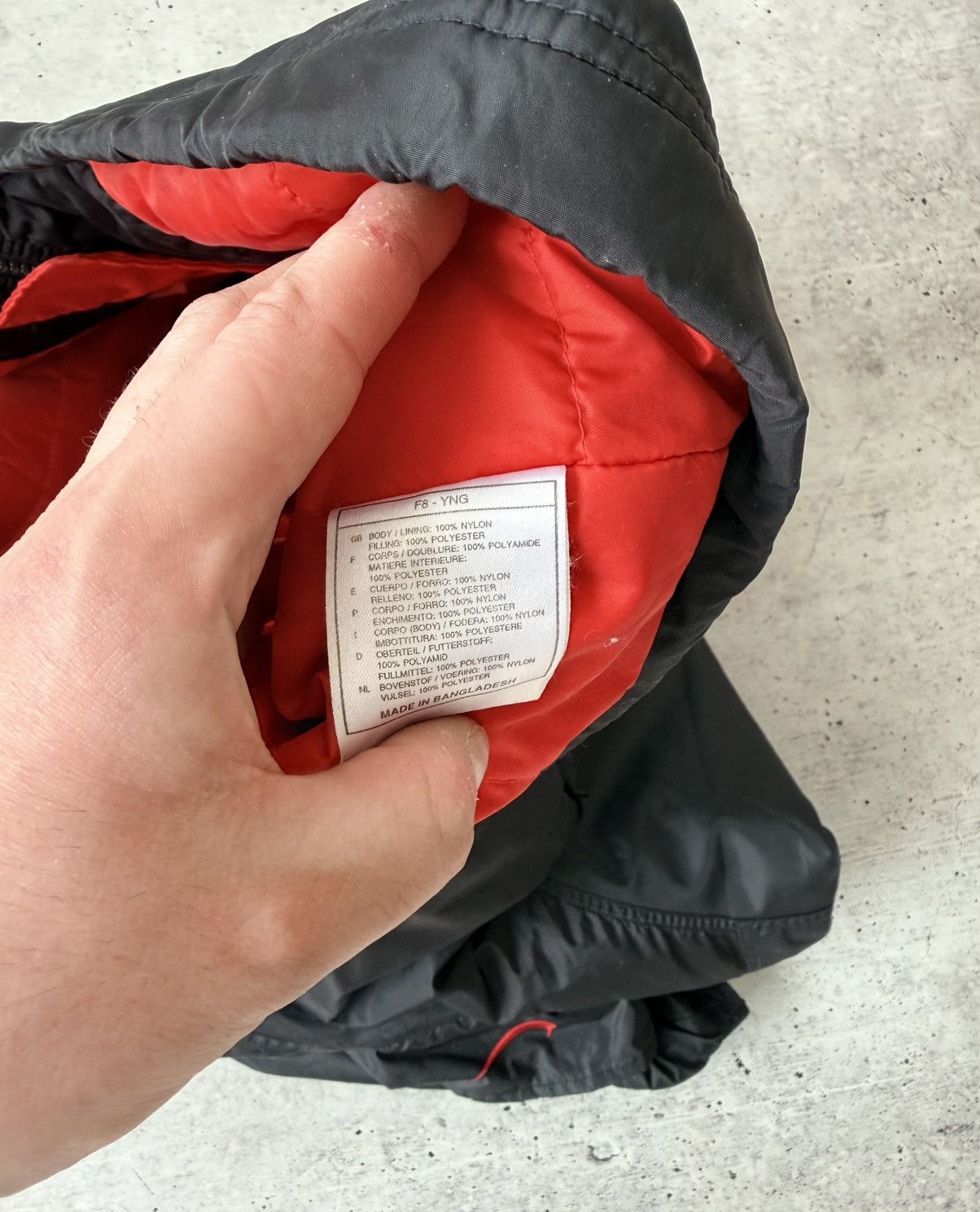 Nike Vintage 90s Nike Windbreaker Jacket y2k Black Red Swoosh Size US XL / EU 56 / 4 - 13 Thumbnail