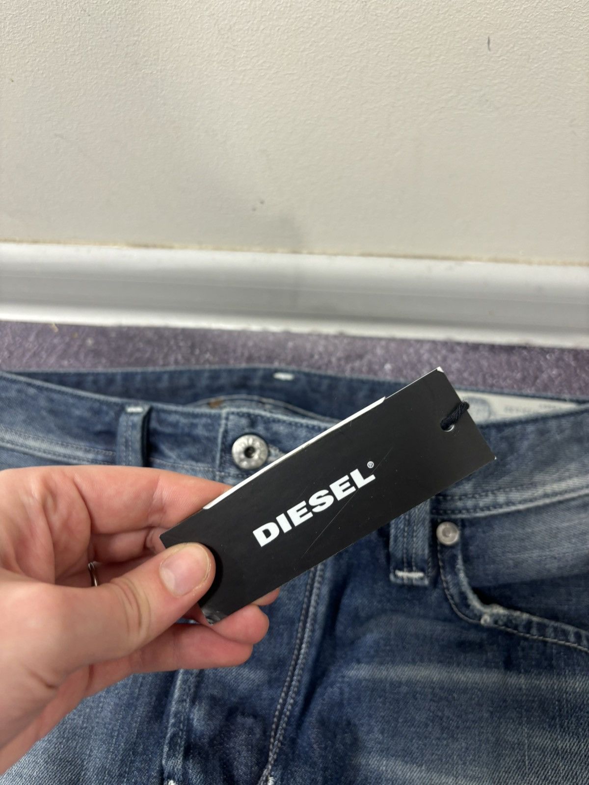 Diesel Diesel Larkee NWT Regular Straight Ripped Blue Denim Jeans Size US 33 - 7 Thumbnail