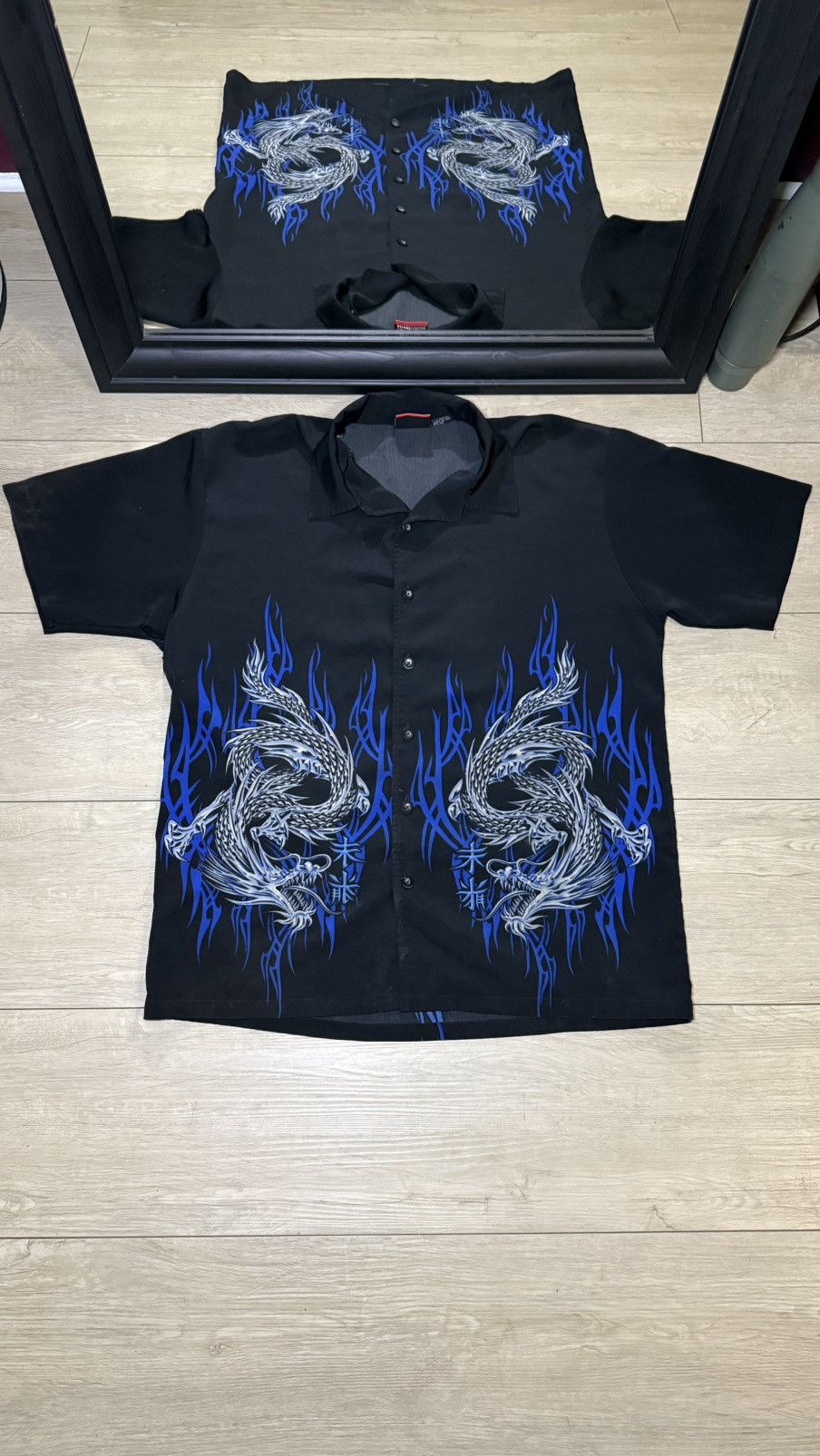 JNCO Vintage / Y2K 1990s Silver Dragon Flame Button Up Size US L / EU 52-54 / 3 - 1 Thumbnail