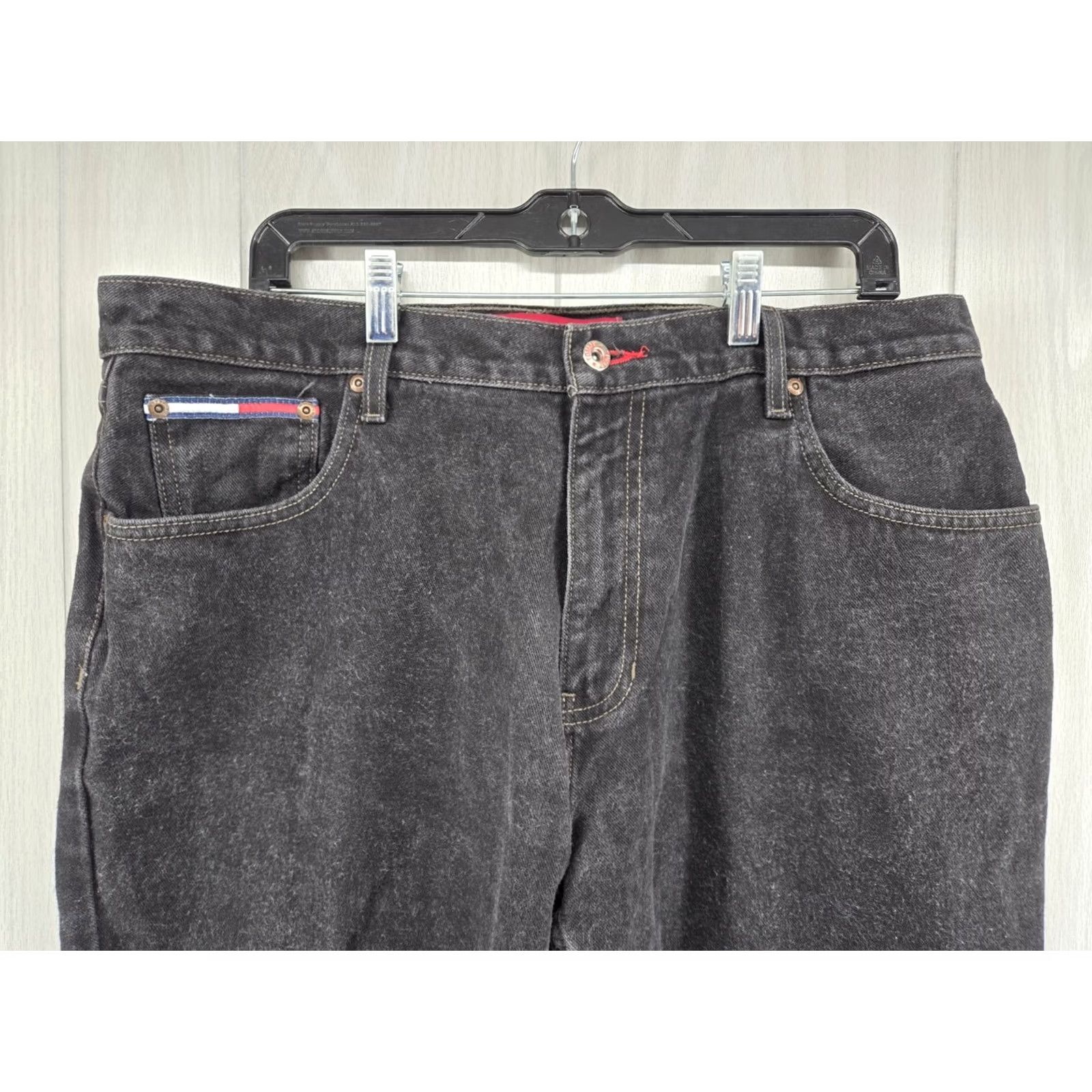 Tommy Hilfiger VINTAGE Tommy Hilfiger Jeans Men 36x32 Cotton Denim Straight Black Faded Logo Button Zip USA 90s Mens Size US 36 / EU 52 - 3 Thumbnail