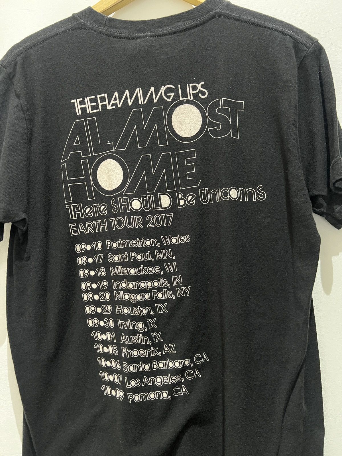 Band Tees The Flaming Lips tour 2017 tee Size US M / EU 48-50 / 2 - 3 Thumbnail