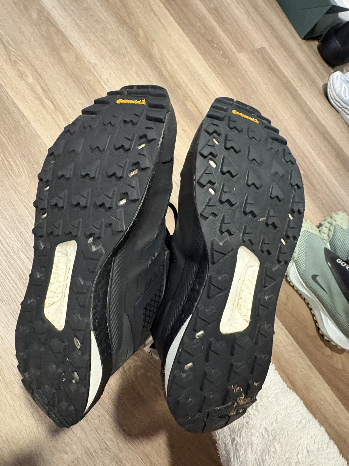 Adidas Adidas Terrex Free Hiker GORE-TEX HIKING SHOES Black size 8 Size US 8 / EU 41 - 5 Thumbnail