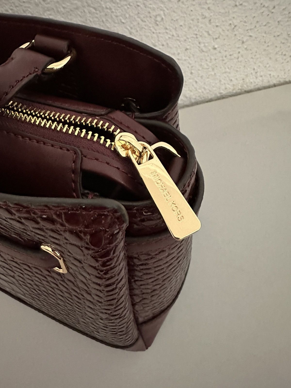 Michael Kors Reed Large Croc-Embossed Leather Belted Satchel Oxblood Size ONE SIZE - 11 Thumbnail