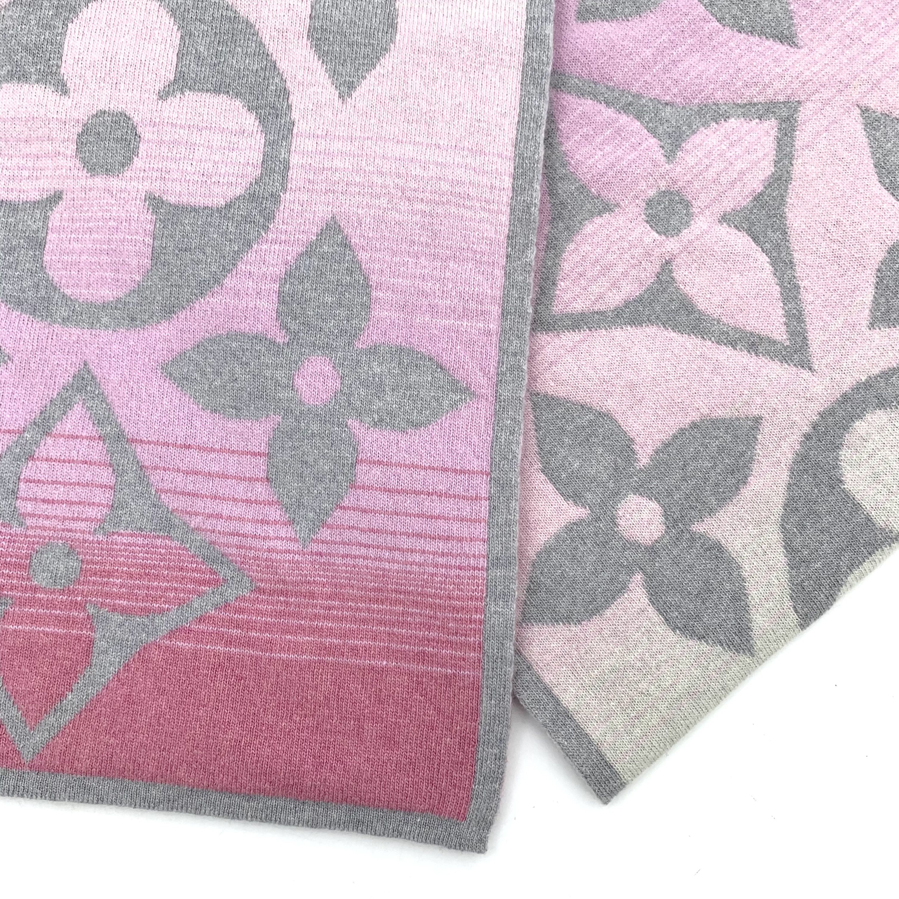Louis Vuitton Louis Vuitton Gradient Wool-Cashmere Scarf Pink (35×200 cm) Size ONE SIZE - 8 Thumbnail