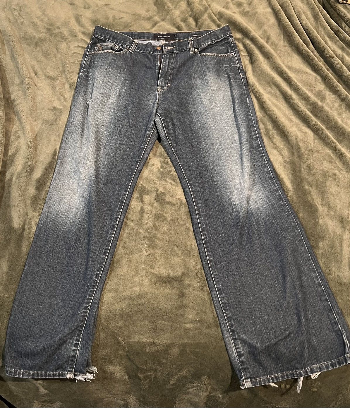 Calvin Klein Men’s Relaxed Loose Fit Distressed Denim Calvin Klein Jeans Size US 36 / EU 52 - 2 Thumbnail
