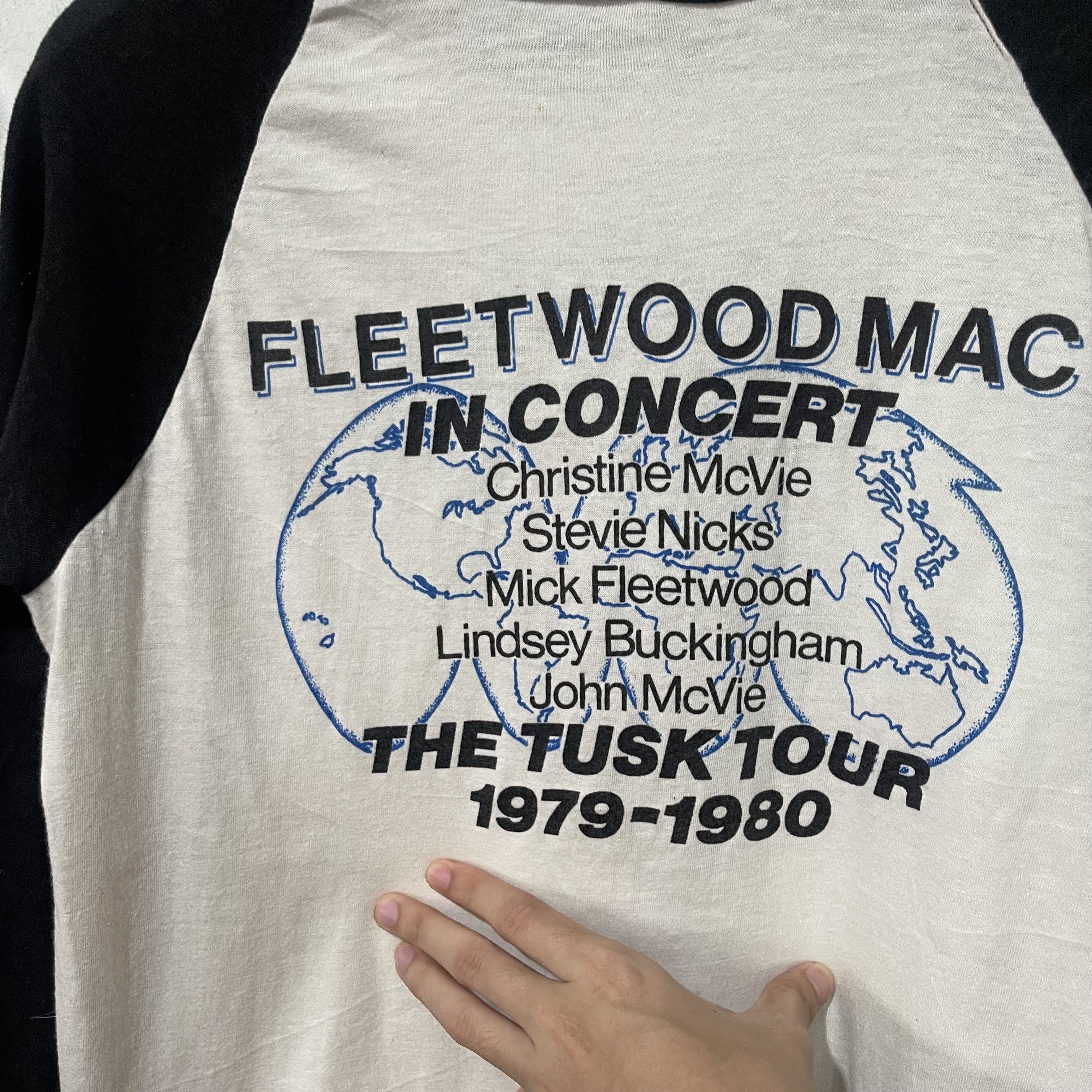 Band Tees Vintage 1979 Fleetwood Mac The Tusk Tour Jersey Shirt Size US S / EU 44-46 / 1 - 4 Thumbnail