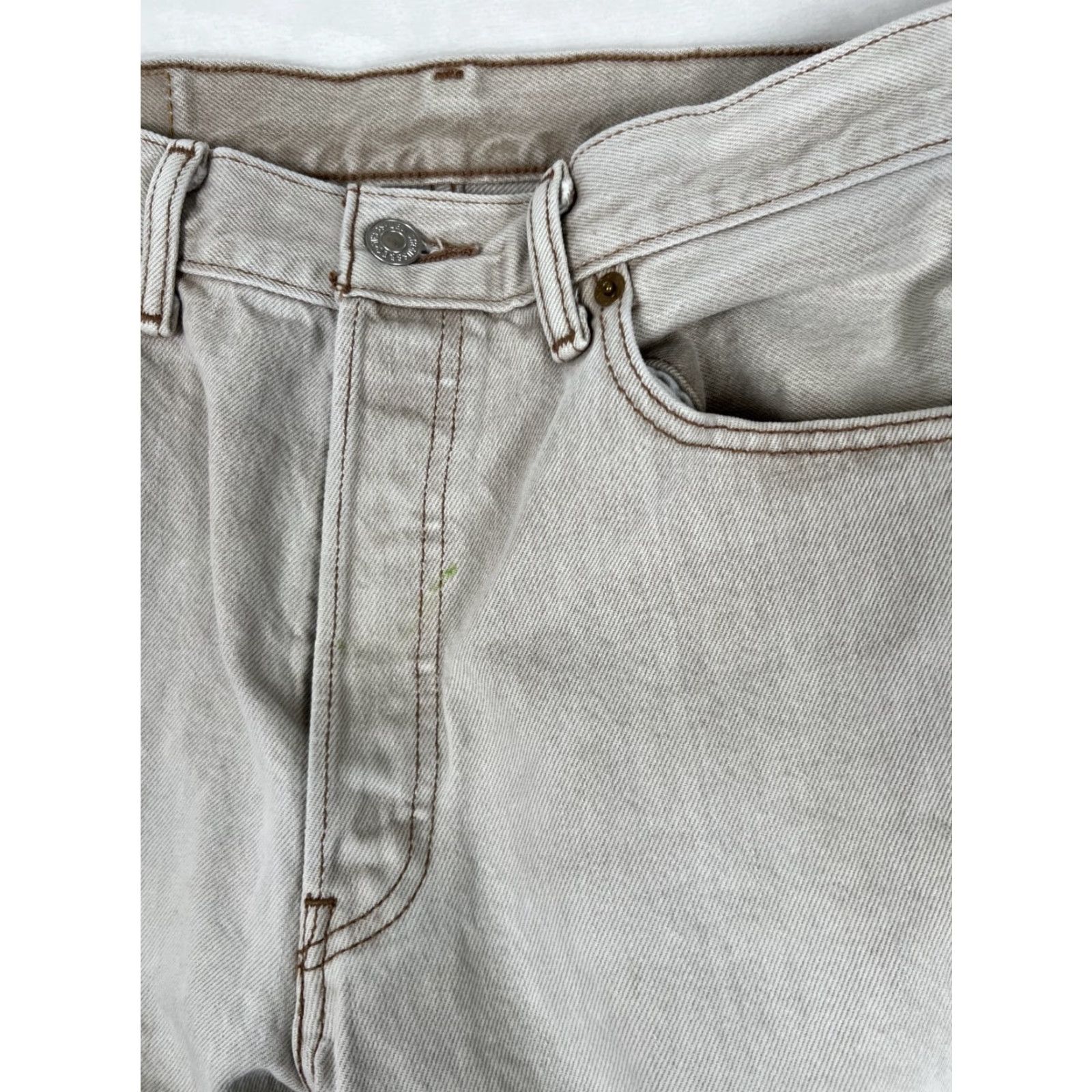 Levi's VINTAGE Levi’s 501 Jeans Denim Brown Beige 30x27 Mens Regular 5-Pocket Distressed Stained Medium Wash USA Mexico 90s Grunge Pattern Vintage Size US 30 / EU 46 - 4 Thumbnail