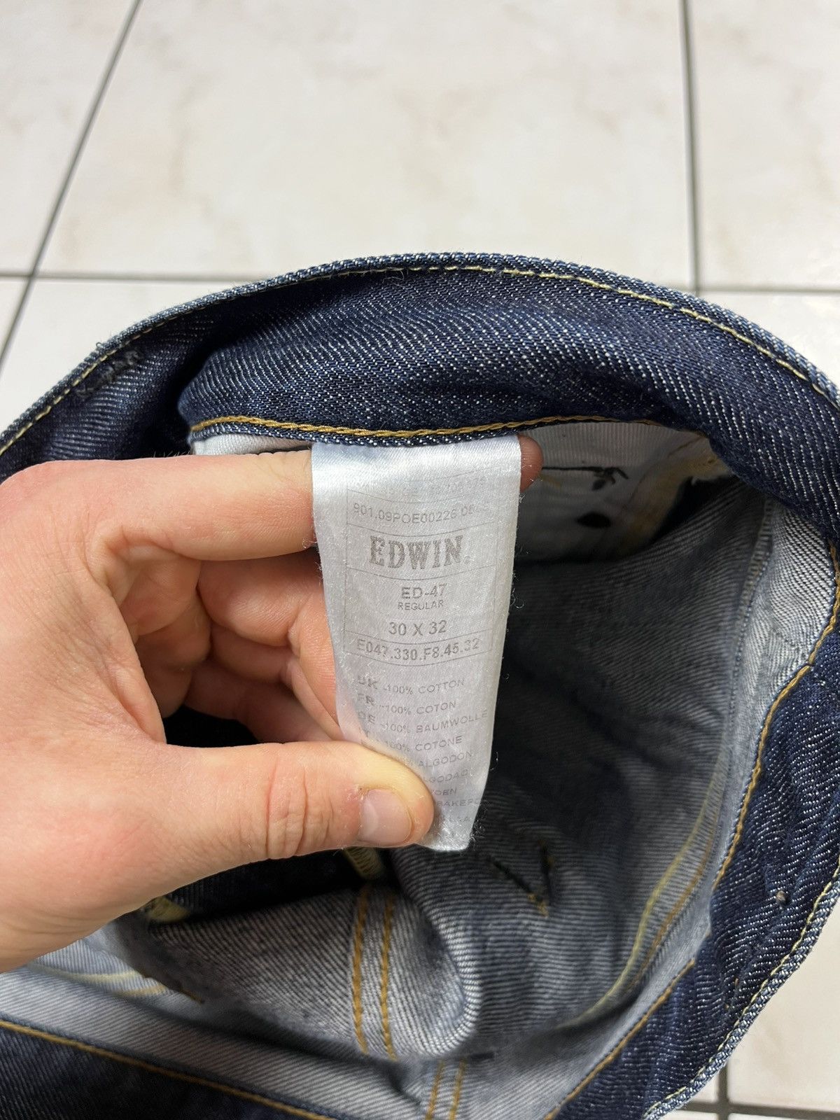 Edwin × Vintage Vintage Edwin ed-47 regular distressed denim washed jeans Size US 30 / EU 46 - 21 Thumbnail