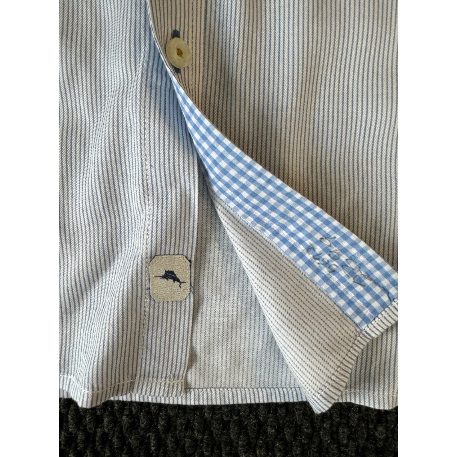 Tommy Bahama VINTAGE Tommy Bahama Long Sleeve Button-Down Shirt XL Blue White Striped Shirt Size US XL / EU 56 / 4 - 4 Thumbnail
