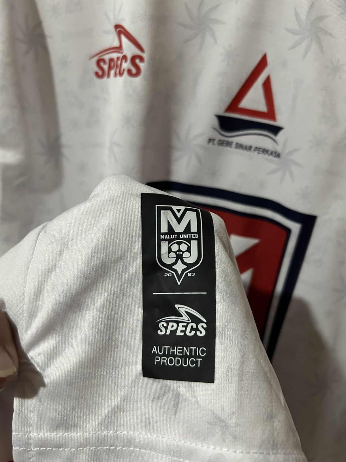 Other Malut united Jersey away 2024 With autograph Size US XL / EU 56 / 4 - 5 Thumbnail