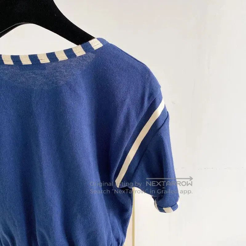 Yves Saint Laurent Saint Laurent Blue Logo Crop T-Shirt . Size XS / US 0-2 / IT 36-38 - 5 Thumbnail
