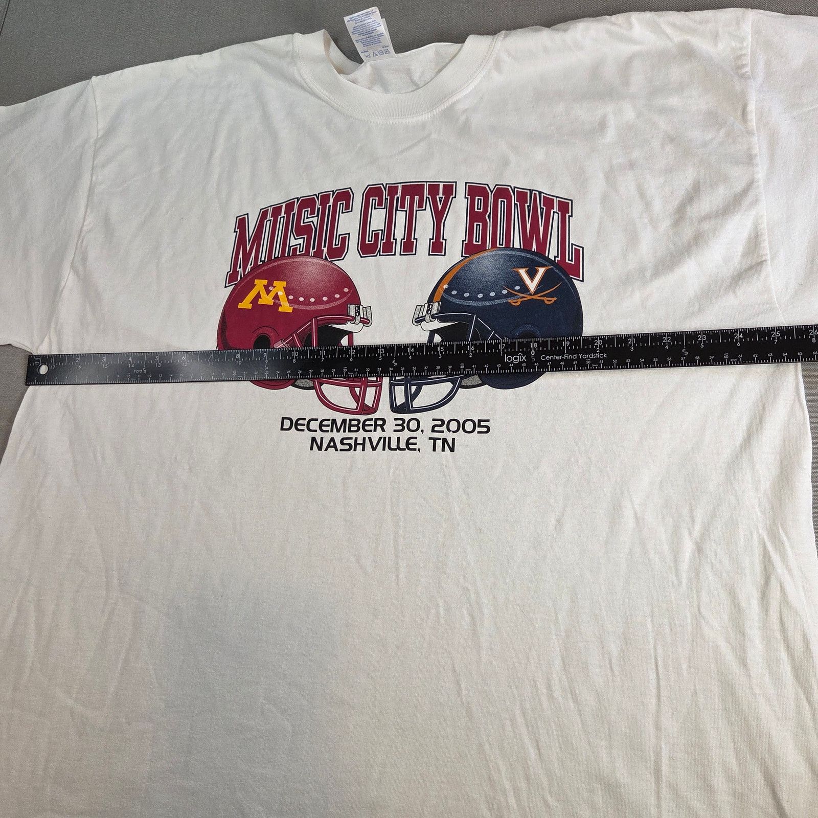 Gildan 2005 Music City Bowl T-Shirt XXL Gildan Minnesota vs VA Size US XXL / EU 58 / 5 - 10 Thumbnail