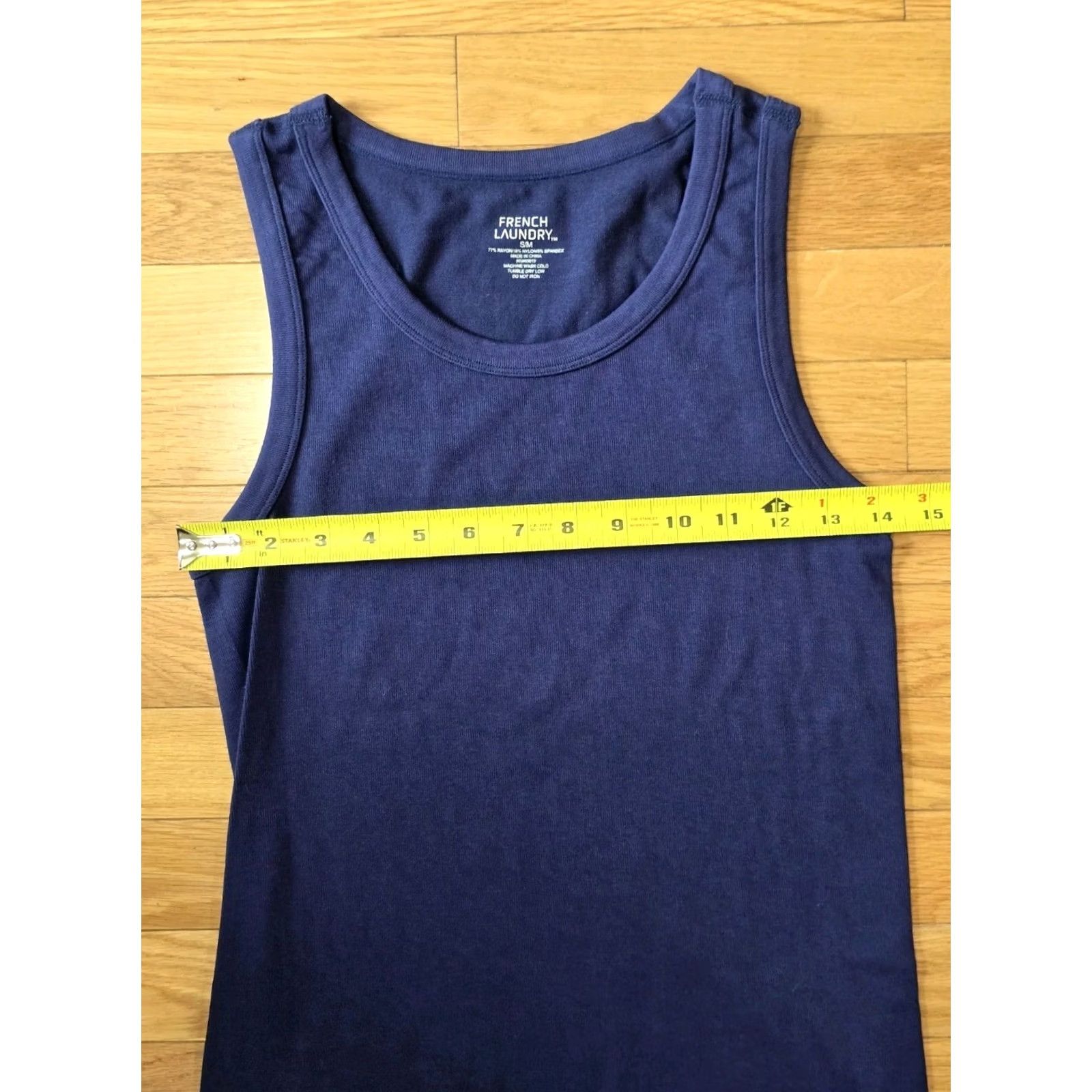 Vintage FRENCH LAUNDRY Tank Top Shirt Womens Small Blue Ribbed Scoop Neck Nylon Spandex Lightweight Knit Sleeveless Casual Travel Short Sleeve-less? Size S / US 4 / IT 40 - 7 Thumbnail