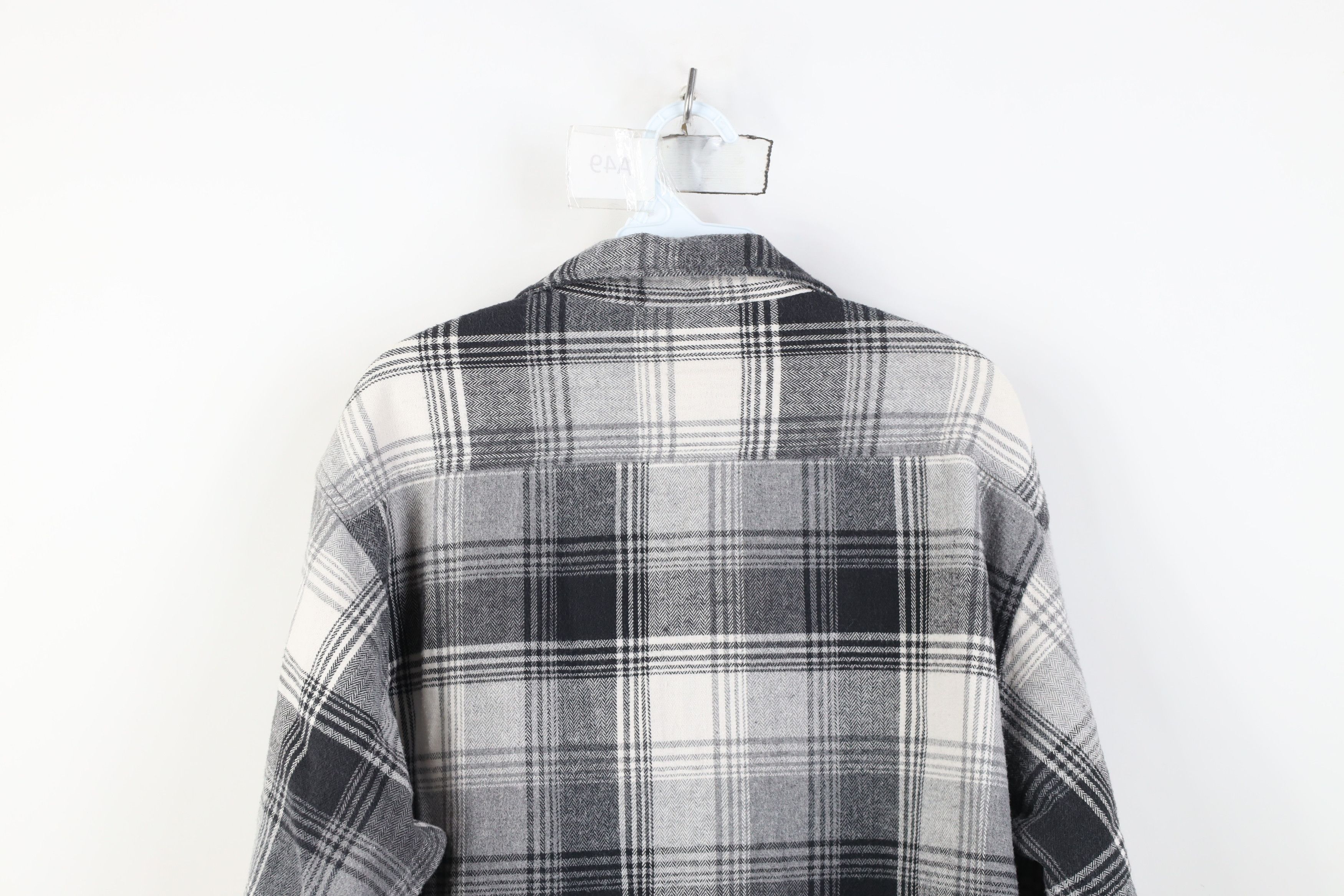 Vintage Vintage 90s Streetwear Heavyweight Button Shirt Plaid Size US L / EU 52-54 / 3 - 12 Thumbnail