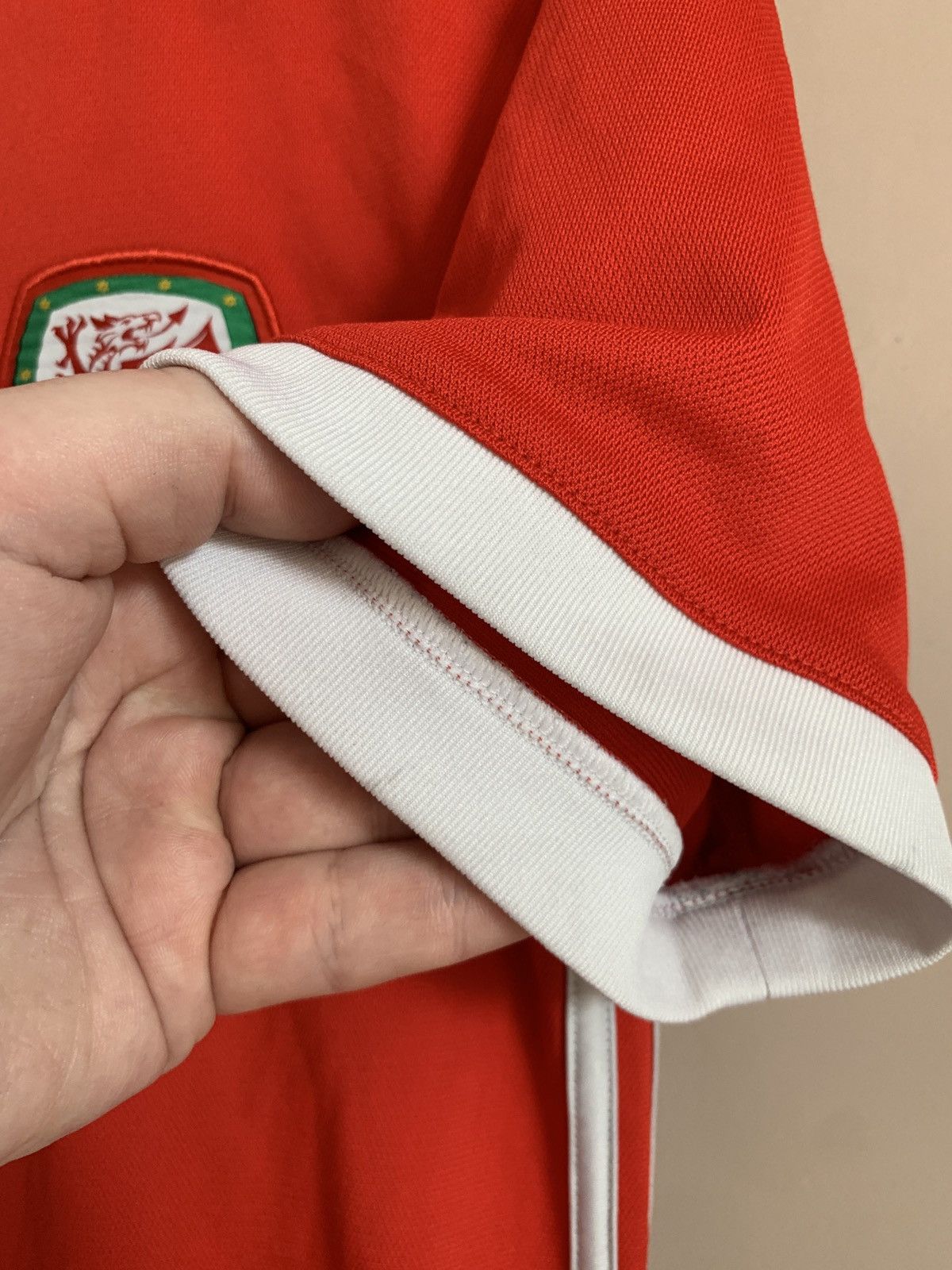 Adidas Wales 2018 Home Football Shirt Adidas Soccer Jersey Size S Size US S / EU 44-46 / 1 - 10 Thumbnail