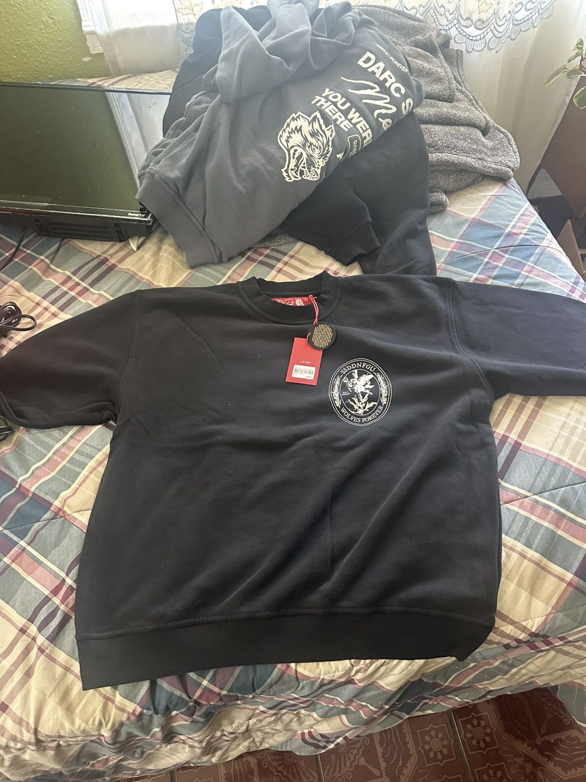 Darc Sport Darc sport red tag archangel london crew neck size L Size US L / EU 52-54 / 3 - 1 Thumbnail