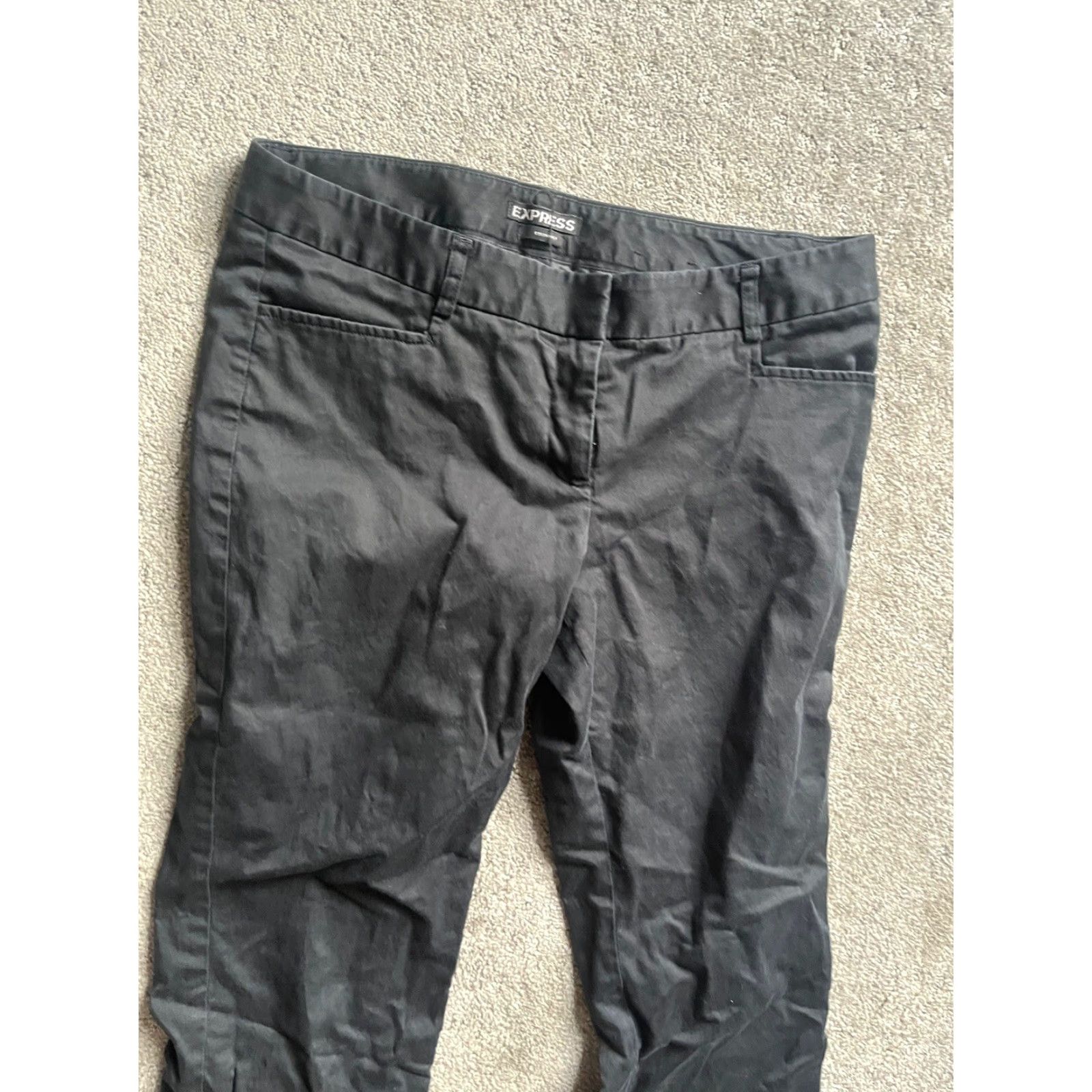 Express **Express Women's Black Chino Capri Pants Size 6 Pockets** User: Express Women's Black Chino Capri Pants Size 6 with Pockets Size 28" / US 6 / IT 42 - 2 Thumbnail