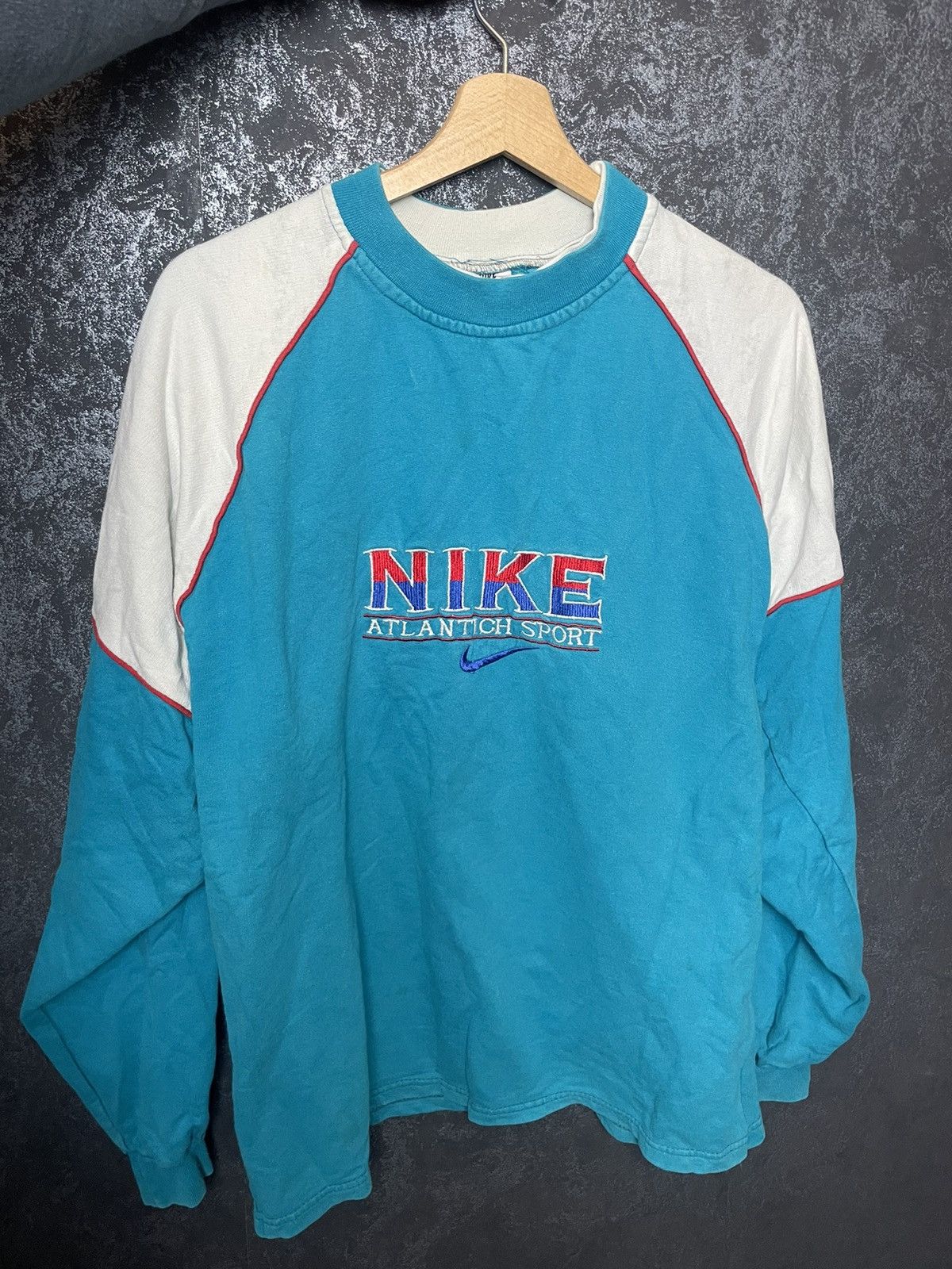 Vintage Nike Crewneck Sweatshirt Embroidered Mini Swoosh XL Yellow authentic 90s Rap Yeezy