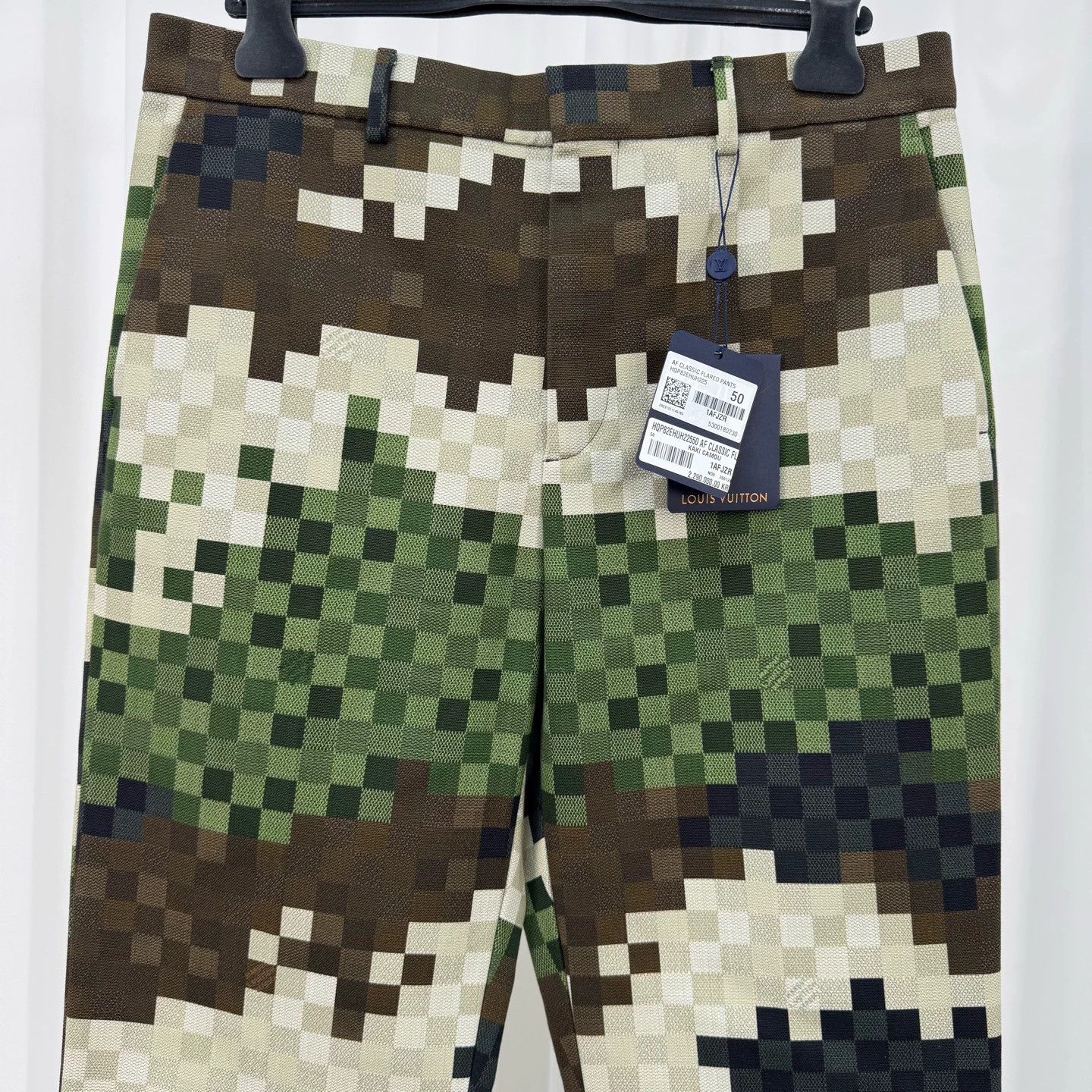 Louis Vuitton Louis Vuitton Collaboration Camouflage Checkered Trousers Size US 44 / EU 60 - 4 Thumbnail