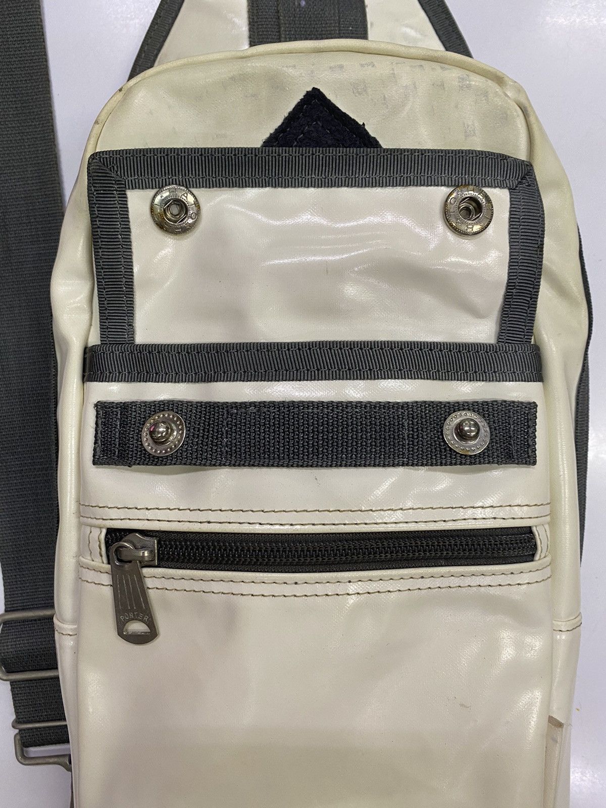 Japanese Brand Porter Cross Body Leather Bag Size ONE SIZE - 2 Thumbnail