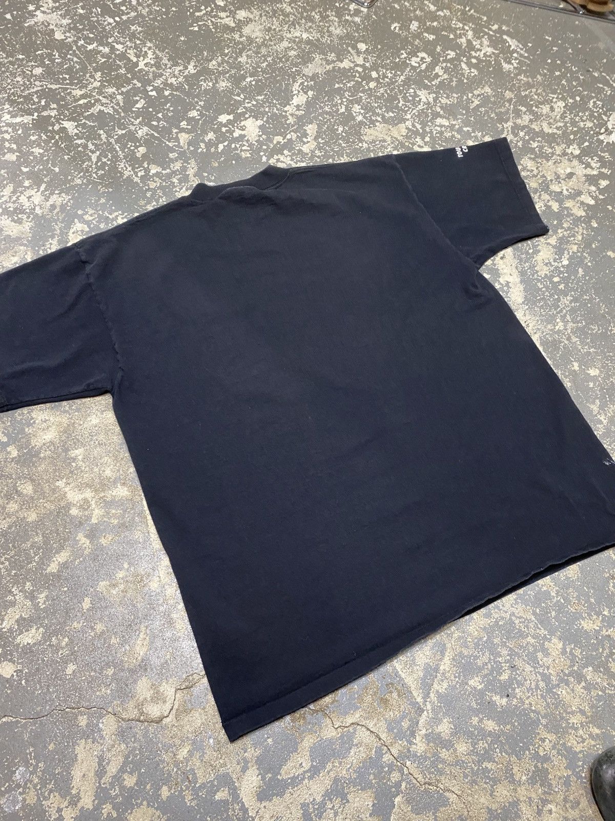 Band Tees × Vintage Vintage Barry Manilow 1995 Crew Tour Concert Tshirt Size US XL / EU 56 / 4 - 10 Thumbnail