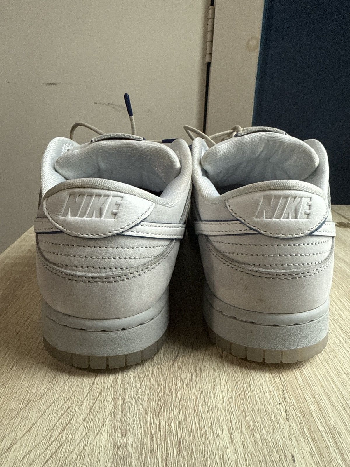 Nike Wolf Grey Pure Platinum Nike Dunk Low Size US 8.5 / EU 41-42 - 4 Thumbnail
