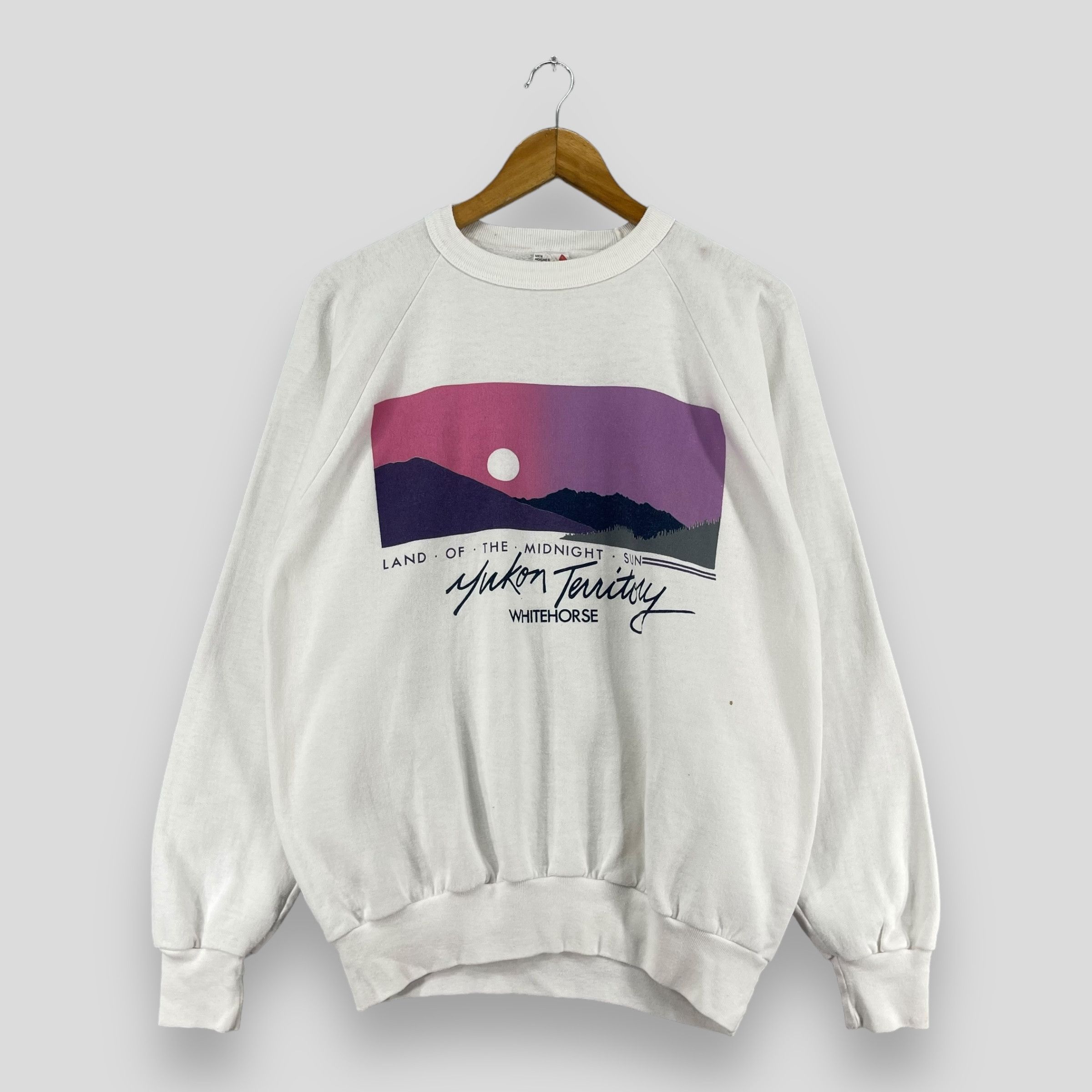 Vintage Vintage YUKON TERRITORY Canada Printed Sweatshirt Size US M / EU 48-50 / 2 - 1 Thumbnail
