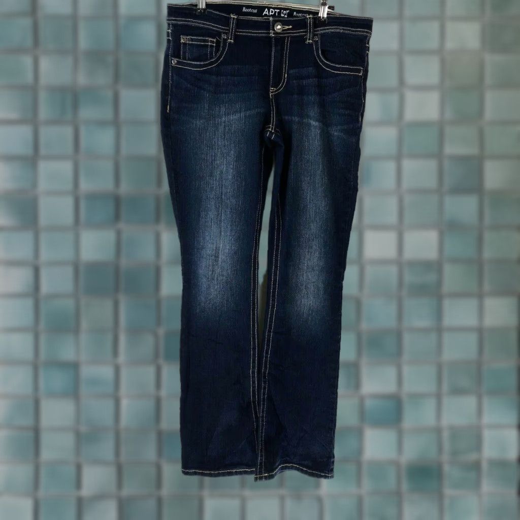 Apt. 9 Apt. 9 Jeans Blue 34x32 Regular Fit 5-Pocket Denim Stretch Bootcut Women's Size 8 Womens Regular 32in Inseam Distressed No Makeup Size 30" / US 8 / IT 44 - 1 Thumbnail