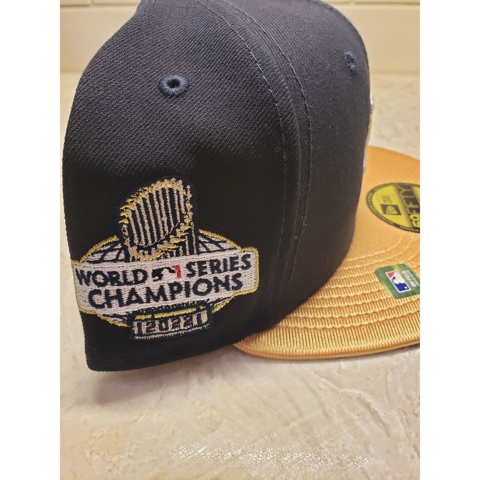 New Era Houston Astros Hat 2022 World Series Champs 7 3/4 New Era Size ONE SIZE - 2 Thumbnail