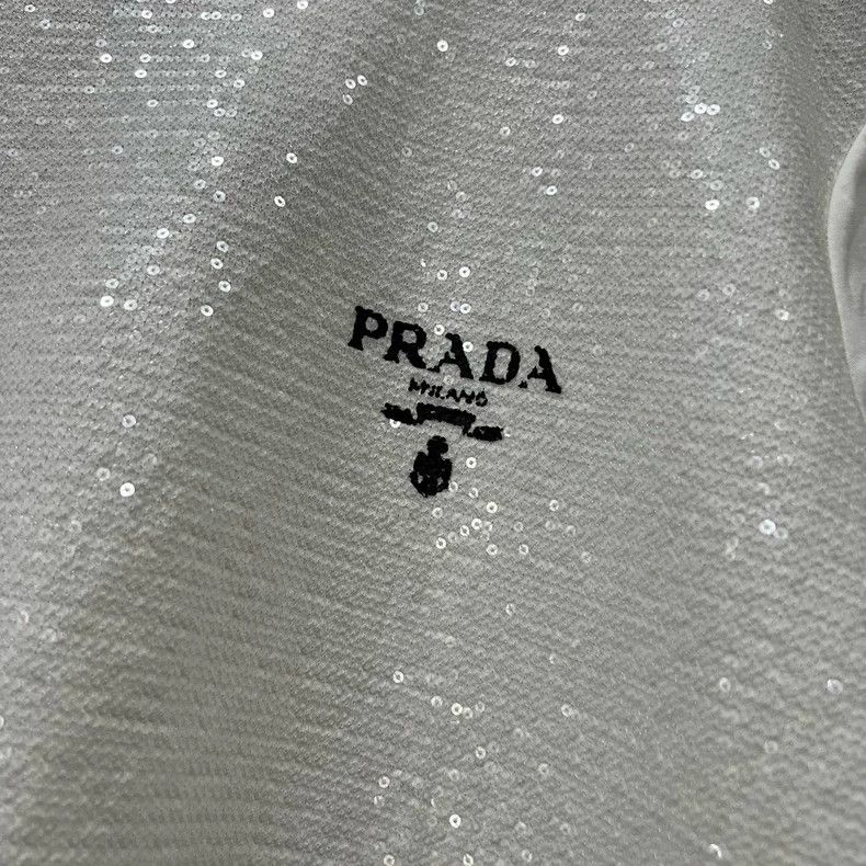 Prada Prada Sequin logo short sleeves 2502-Nextarrow Size US S / EU 44-46 / 1 - 2 Thumbnail