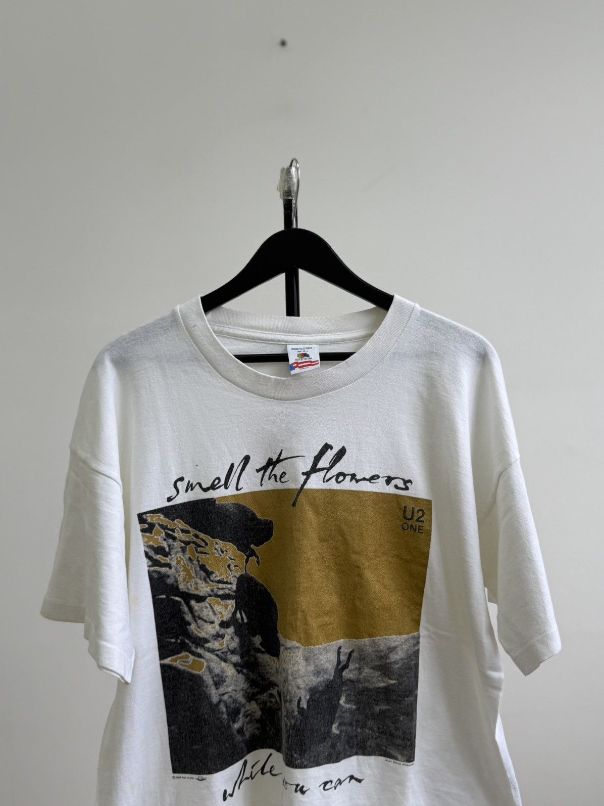 Band Tees U2 One Smell The Flowes While You Can Tour VNTG 1991 Size US M / EU 48-50 / 2 - 5 Thumbnail