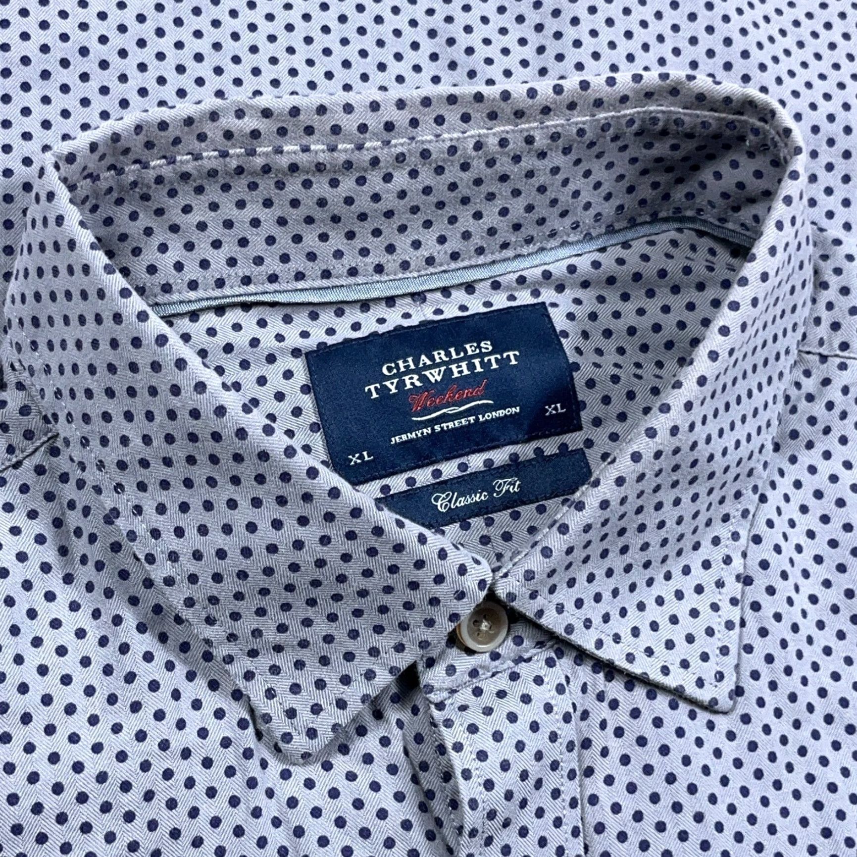 Charles Tyrwhitt Charles Tyrwhitt Shirt Men XL Gray Blue Weekend Button Up Classic Fit Polka Dot Size US XL / EU 56 / 4 - 7 Thumbnail